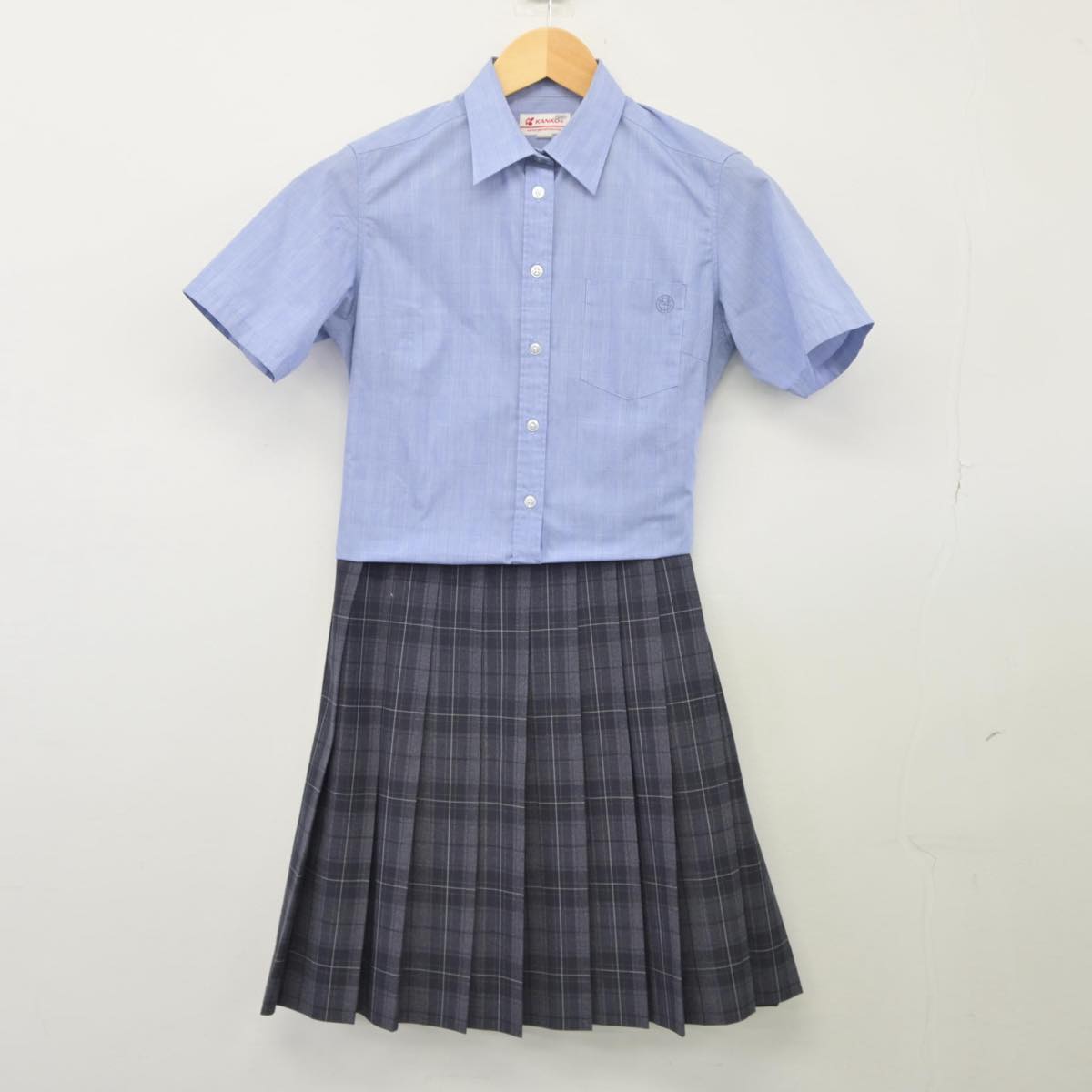 中古制服】東京都 朋優学院高等学校 女子制服 2点（シャツ・スカート