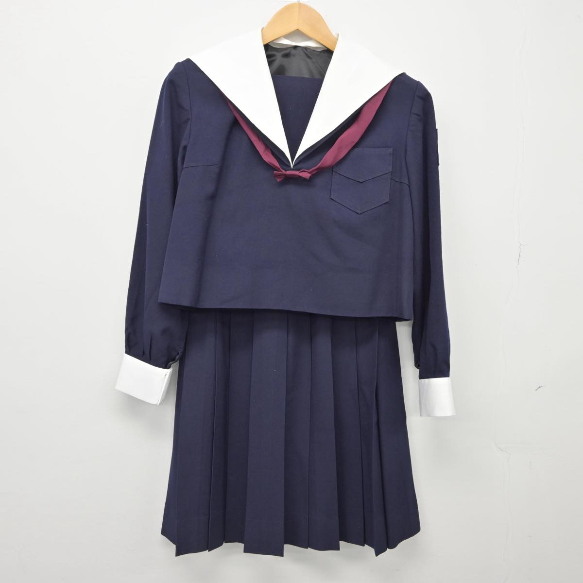 中古制服】静岡県 静岡英和女学院高等学校 女子制服 4点（セーラー服・スカート）sf026505【リサイクル学生服】 | 中古制服通販パレイド