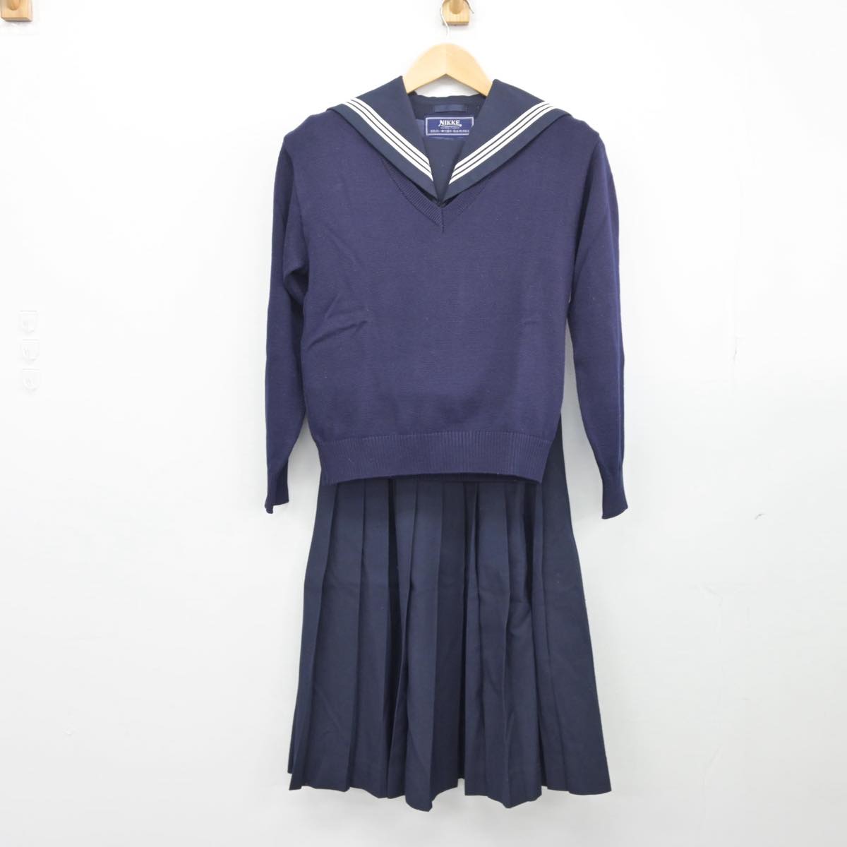 中古制服】茨城県 神栖第三中学校 女子制服 3点（ニット