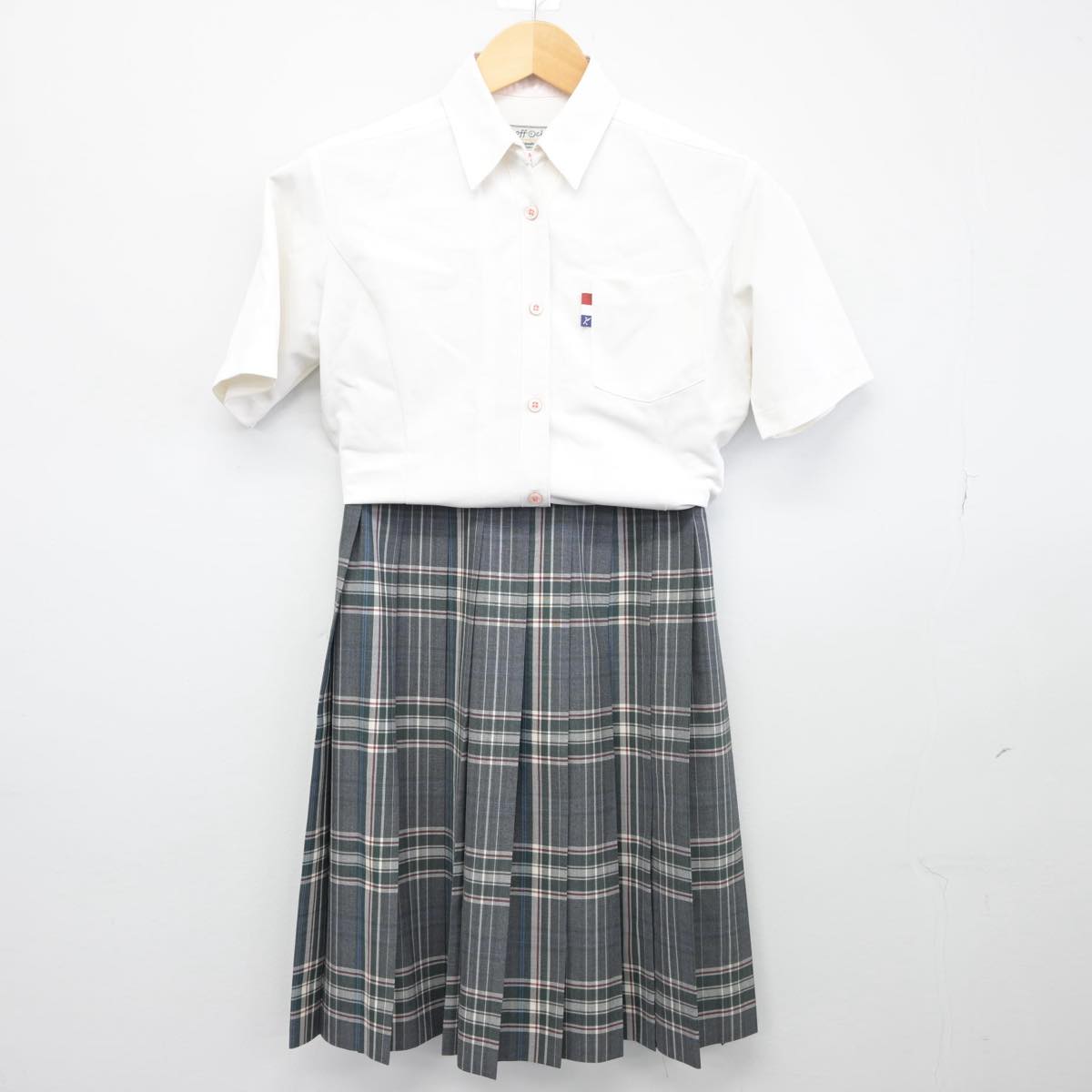 【中古】長崎県 海星高等学校 女子制服 3点（シャツ・スカート）sf027629