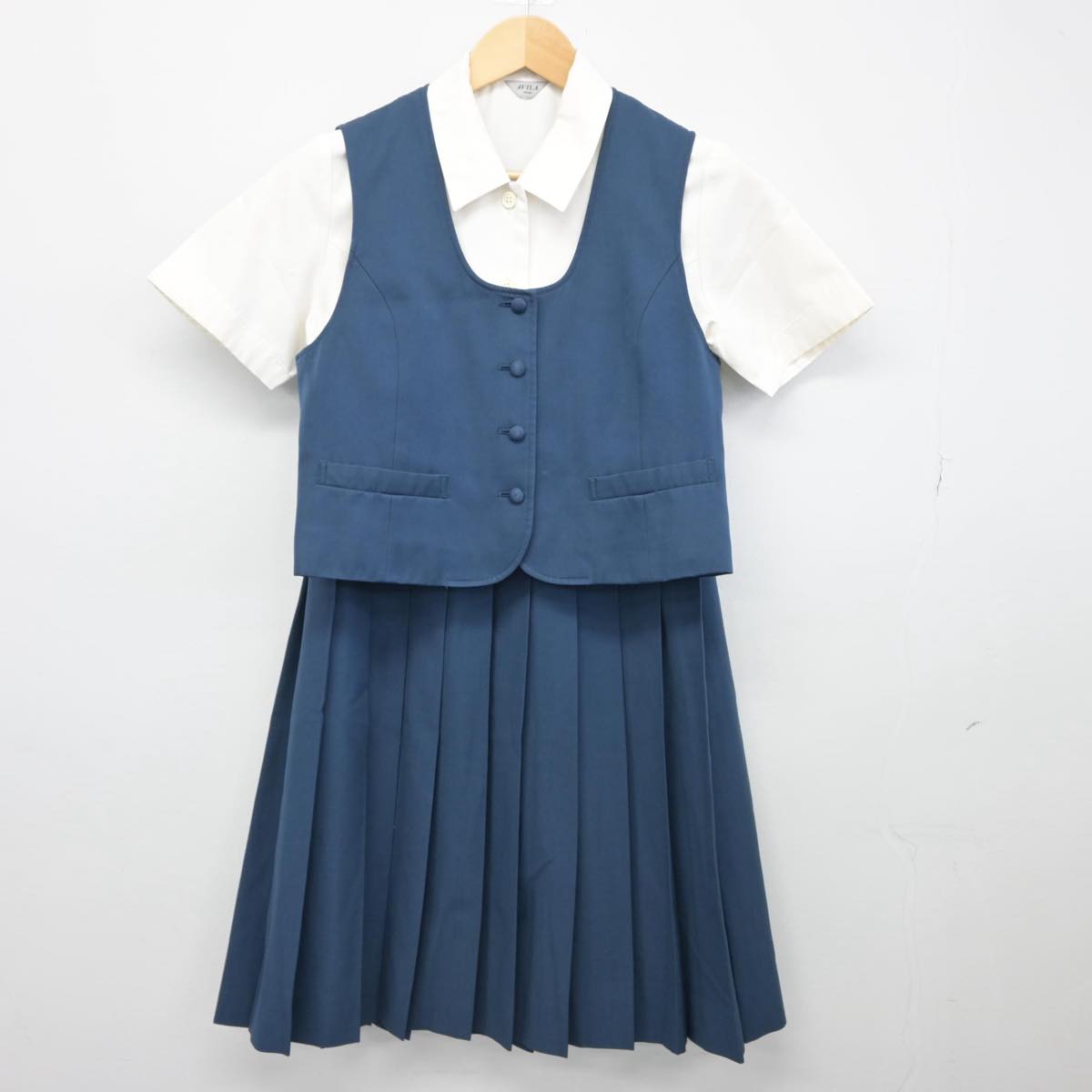 【中古】宮崎県 都城西高等学校 女子制服 3点（ベスト・シャツ・スカート）sf028233