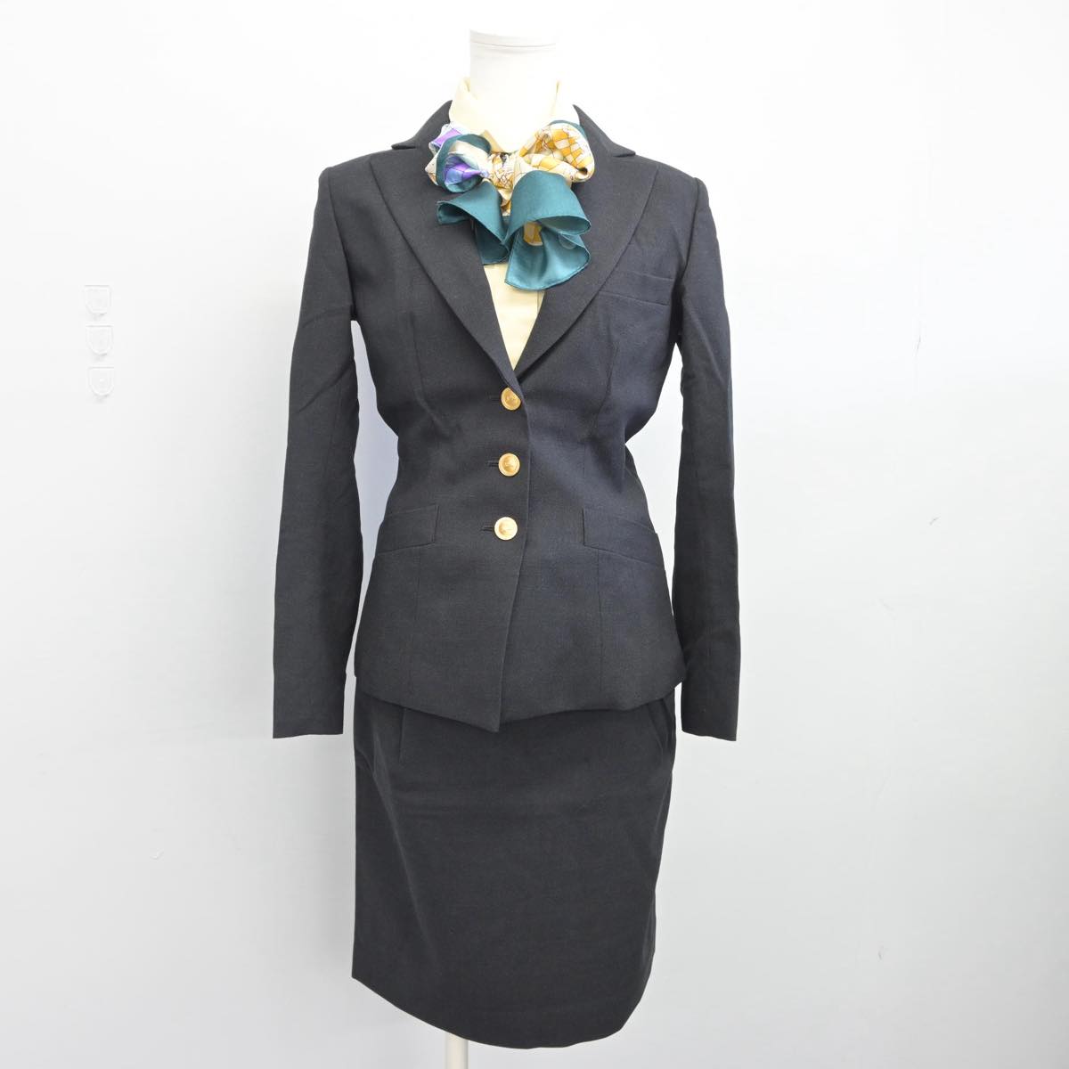 【中古】 JALウェイズ 女子制服 6点（ジャケット・ベスト・シャツ・スカート）sf028574