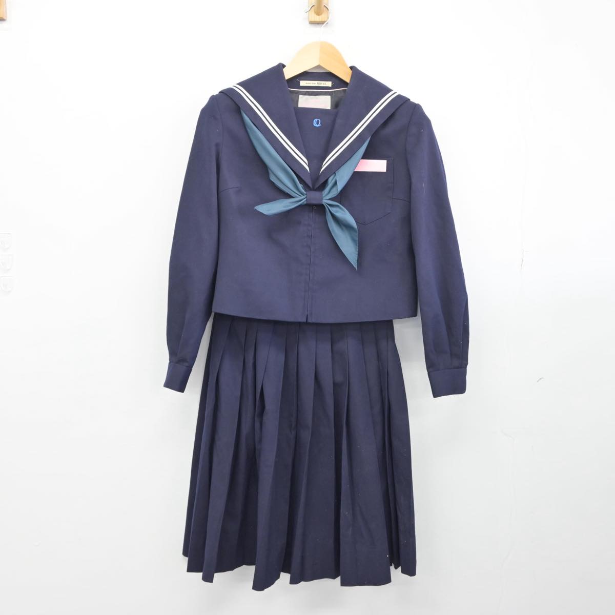 中古制服】大分県 王子中学校 女子制服 3点(セーラー服 中古制服】大分県 王子中学校 女子制服 3点(セーラー服