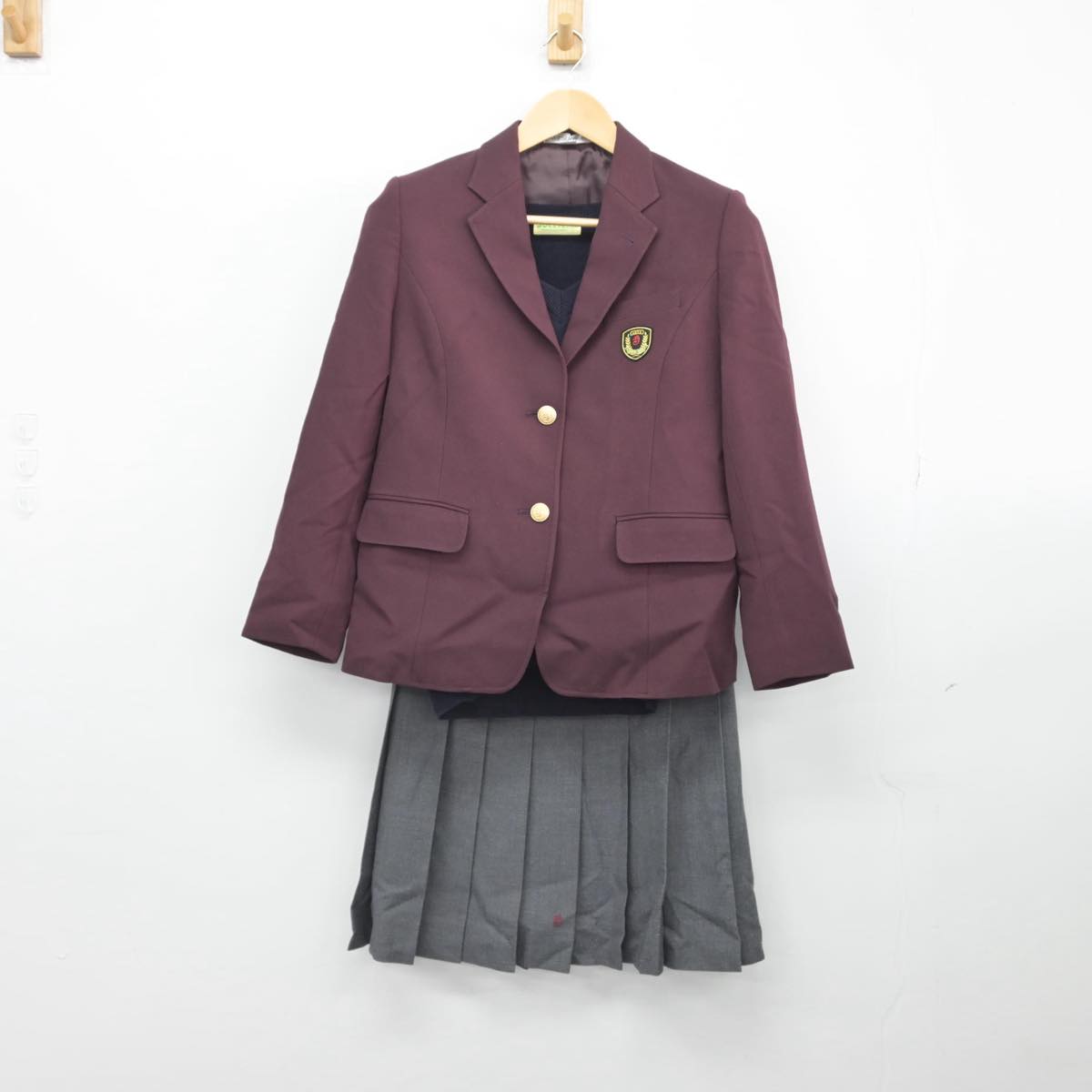 中古制服】茨城県 常総学院高等学校 女子制服 3点（ブレザー・ニット