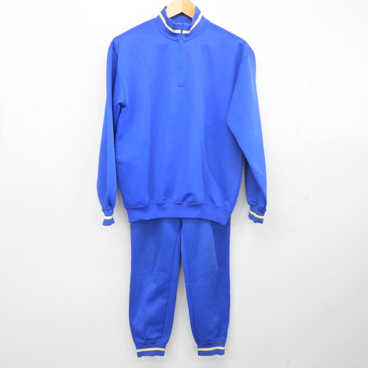 中古制服】奈良県 片塩中学校 女子制服 3点（ジャージ 上・体操
