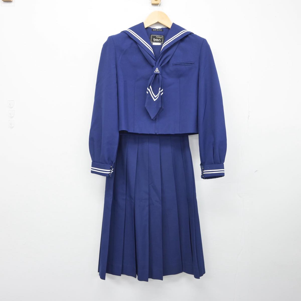 中古制服】埼玉県 勝瀬中学校 女子制服 3点（セーラー服・スカート 