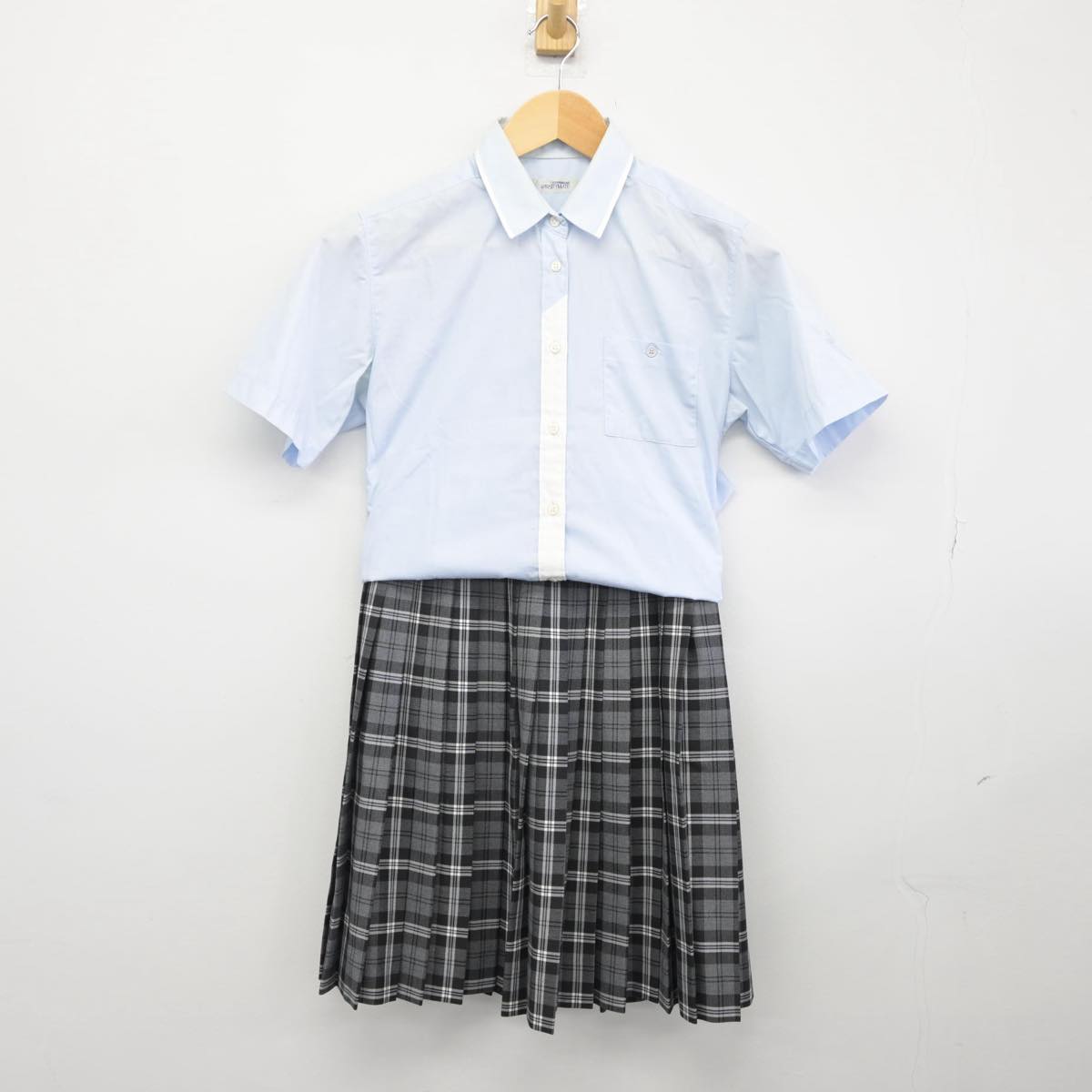 中古】千葉県 八千代松陰中学校・高等学校 女子制服 2点（シャツ・スカート）sf029416 | 中古制服通販パレイド