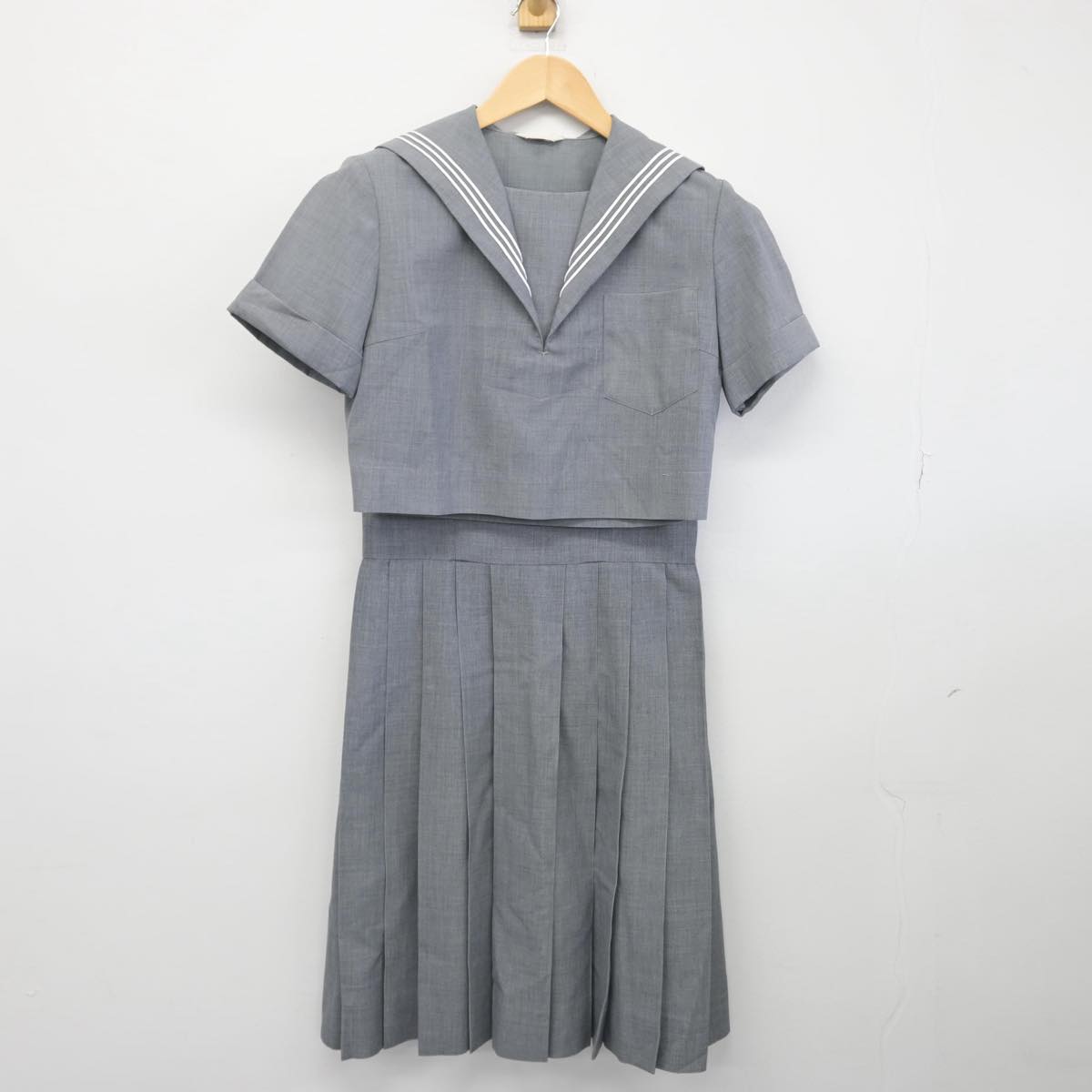 中古】熊本県 済々黌高等学校 女子制服 2点（セーラー服・スカート）sf029886 | 中古制服通販パレイド