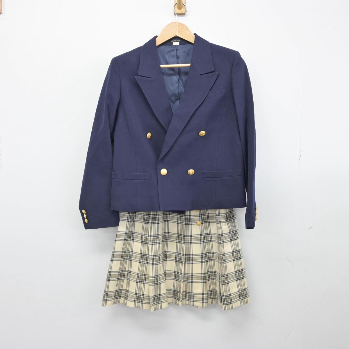中古】東京都 中央大学杉並高等学校 女子制服 2点(ブレザー 中古】東京都 中央大学杉並高等学校 女子制服 2点(ブレザー
