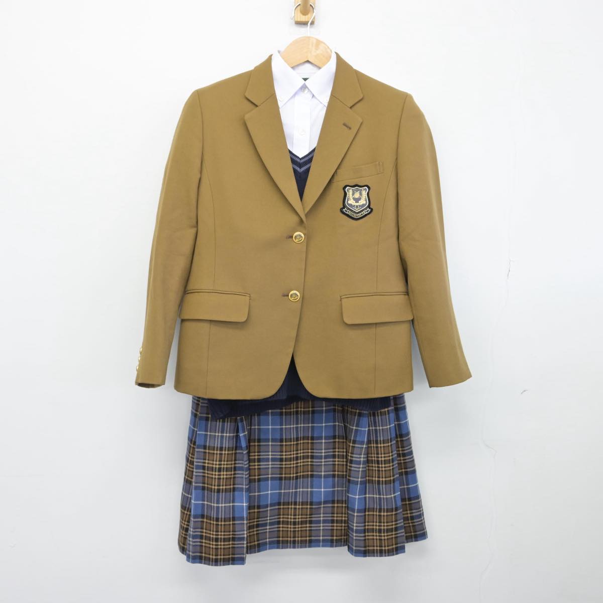 中古】岡山県 学芸館高等学校 女子制服 6点（ブレザー・ニット・シャツ・スカート）sf031237 | 中古制服通販パレイド