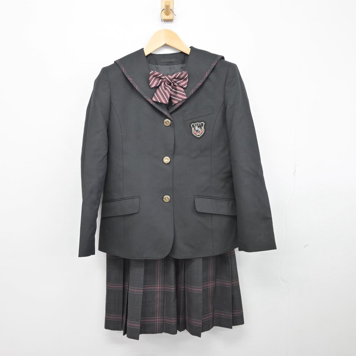 中古】福岡県 九州産業大学付属九州産業高等学校 女子制服 3点（ブレザー・スカート）sf031926 | 中古制服通販パレイド