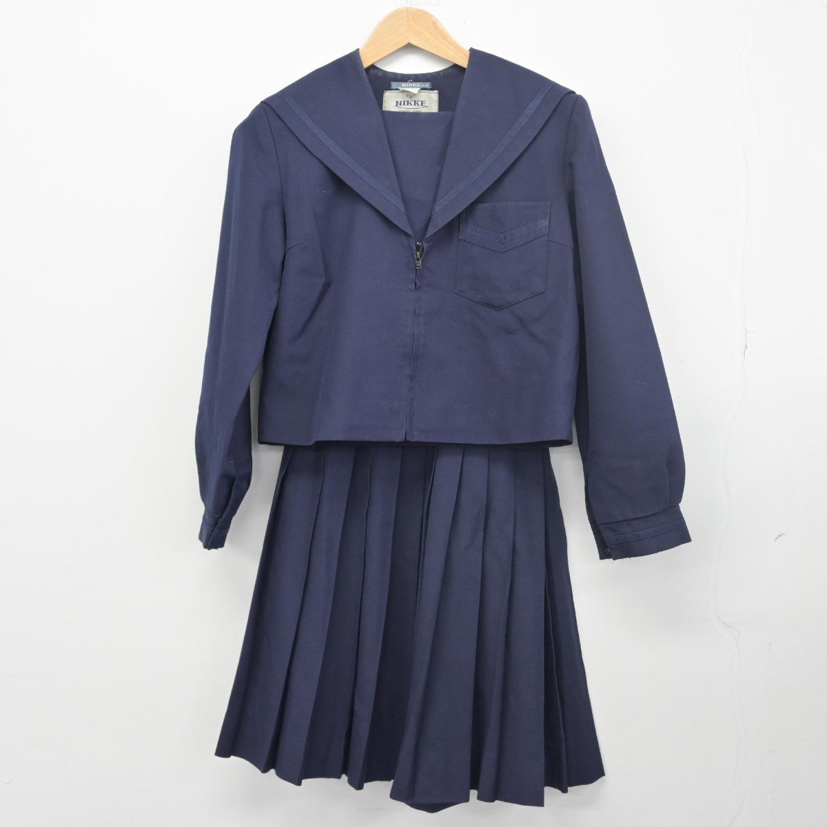 中古】奈良県 斑鳩中学校 女子制服 3点（セーラー服・ニット・スカート）sf034069 | 中古制服通販パレイド