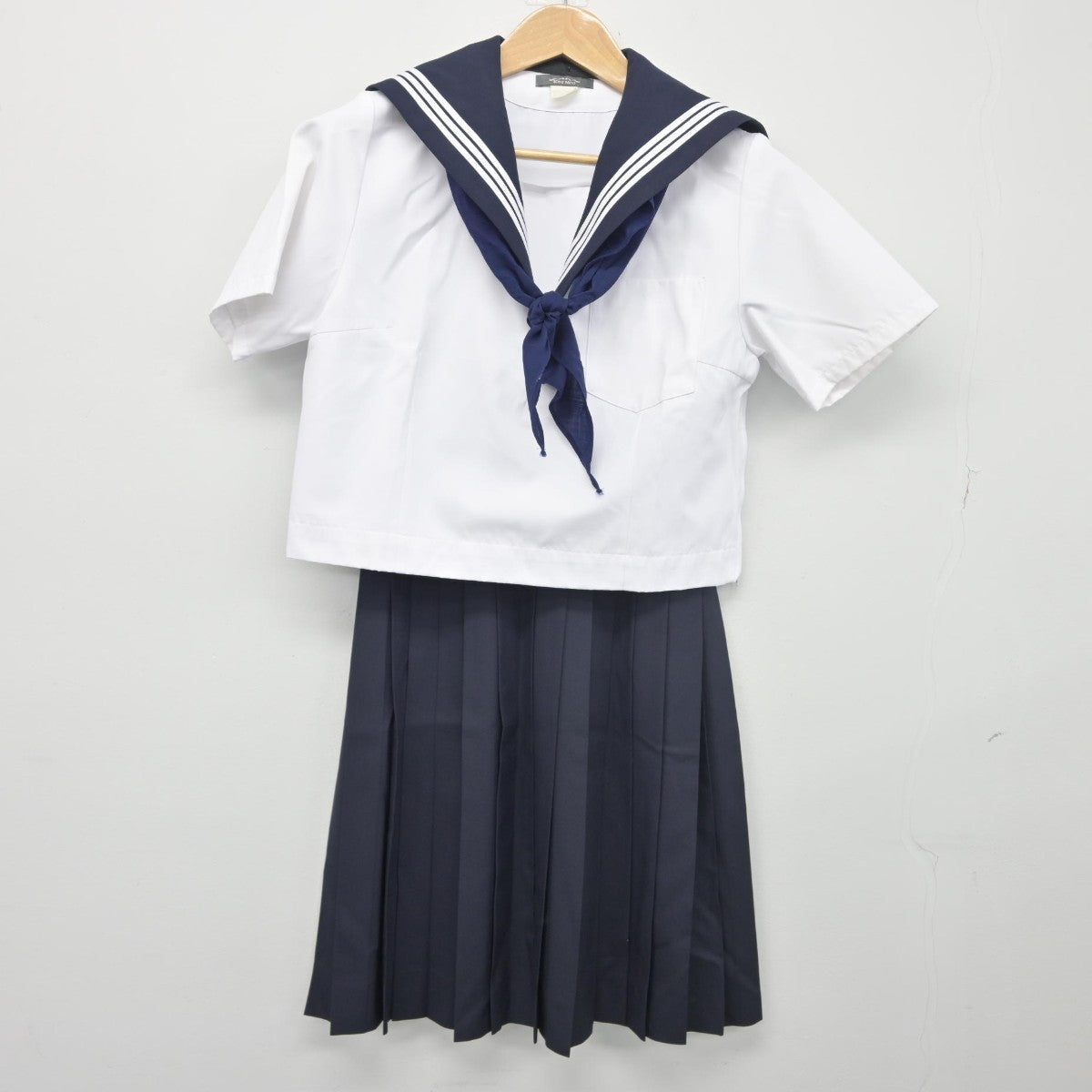 中古】愛知県 愛知教育大学附属名古屋中学校 女子制服 4点（セーラー服