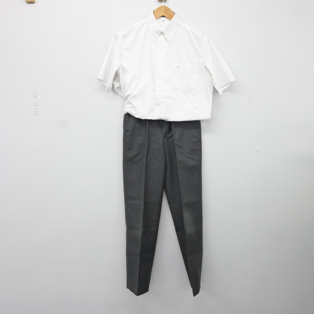 中古】東京都 東京成徳大学高等学校 男子制服 3点（シャツ・ズボン