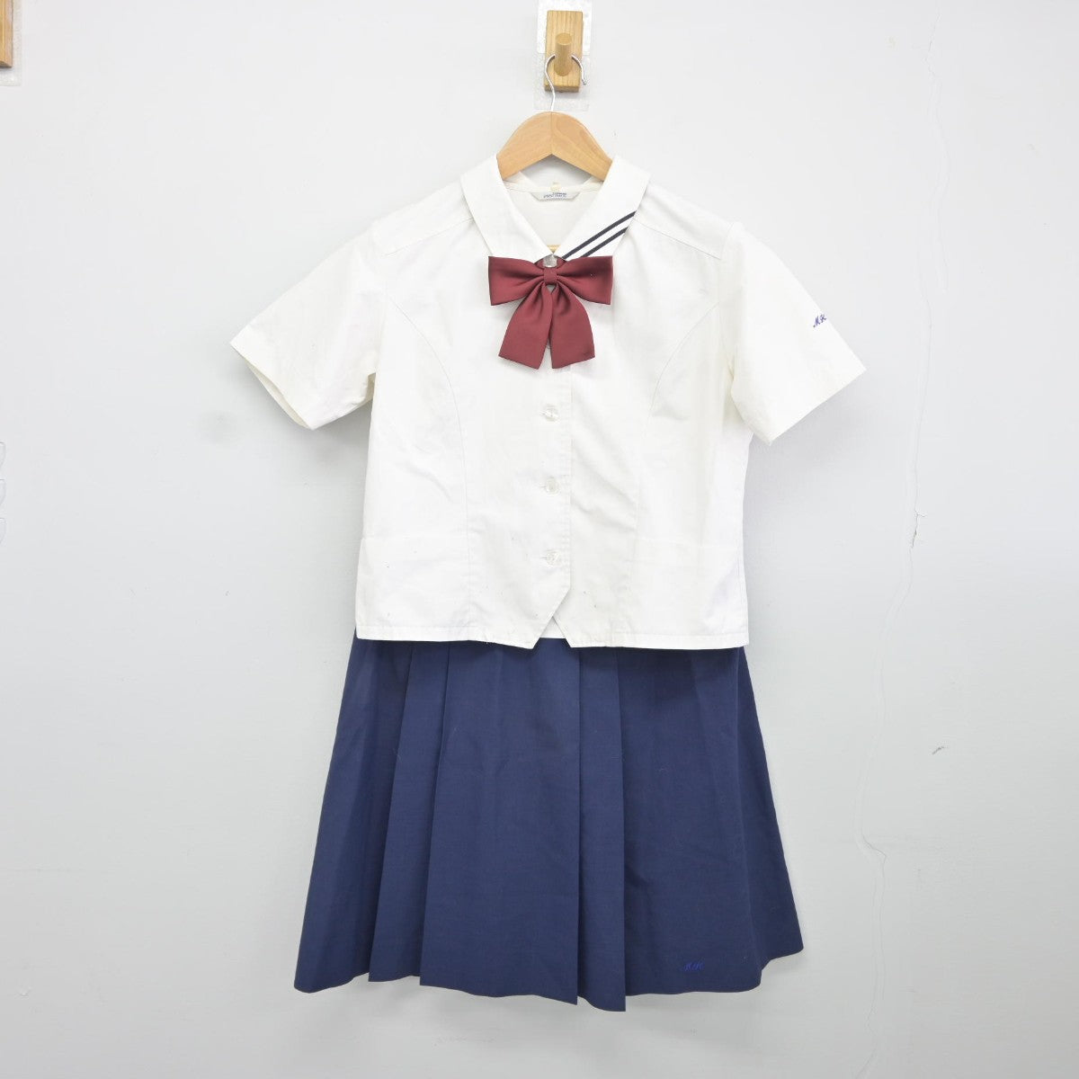 【中古】広島県 福山明王台高等学校 女子制服 4点（シャツ・スカート）sf034883