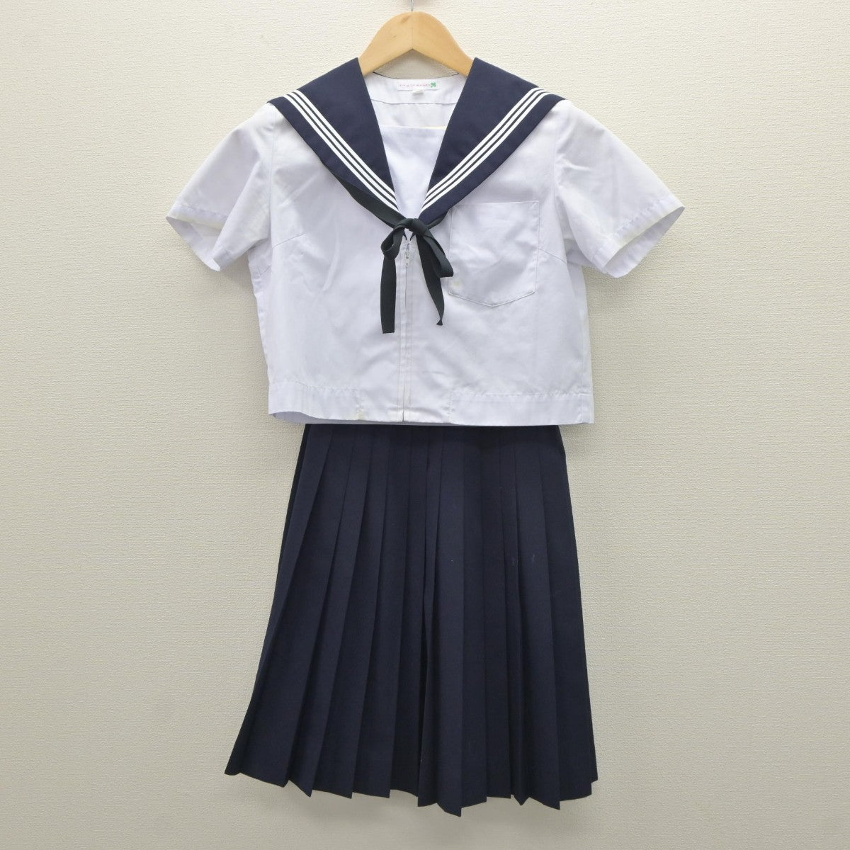 中古】愛知県 一宮市立尾西第三中学校 女子制服 4点（セーラー服・スカート・スカート）sf035221 | 中古制服通販パレイド