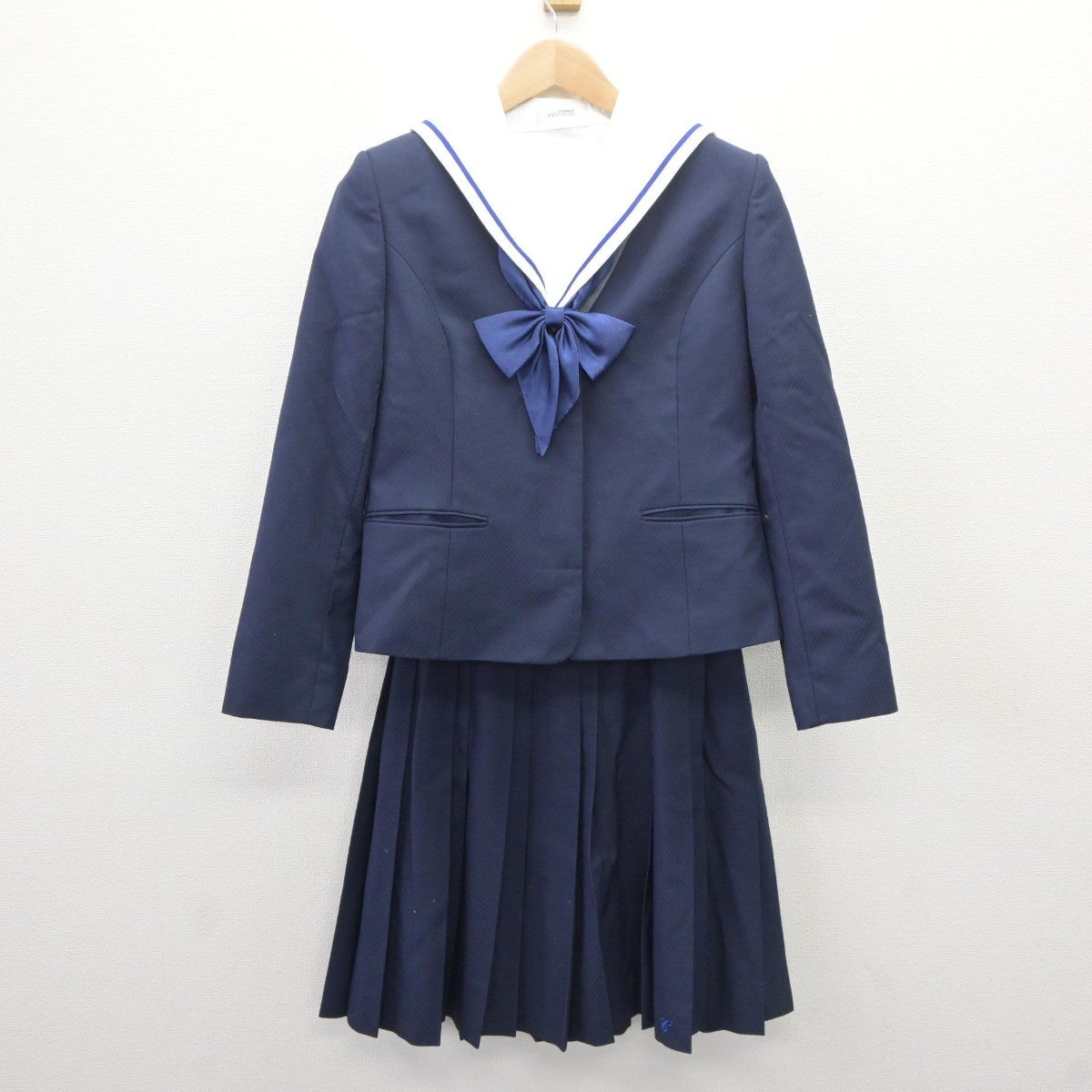 中古】神奈川県 カリタス女子中学高等学校 女子制服 4点（ブレザー・セーラー服・スカート）sf035386 | 中古制服通販パレイド