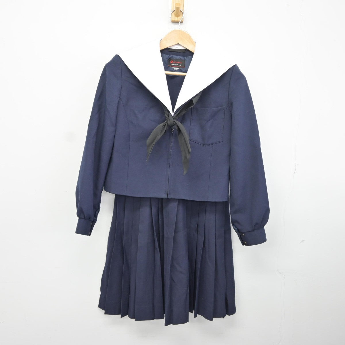 【中古】愛知県 名古屋市立港北中学校 女子制服 3点（セーラー服・スカート）sf036166