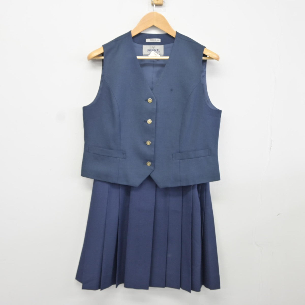 中古】愛知県 中川商業高等高校 女子制服 2点（ベスト・スカート