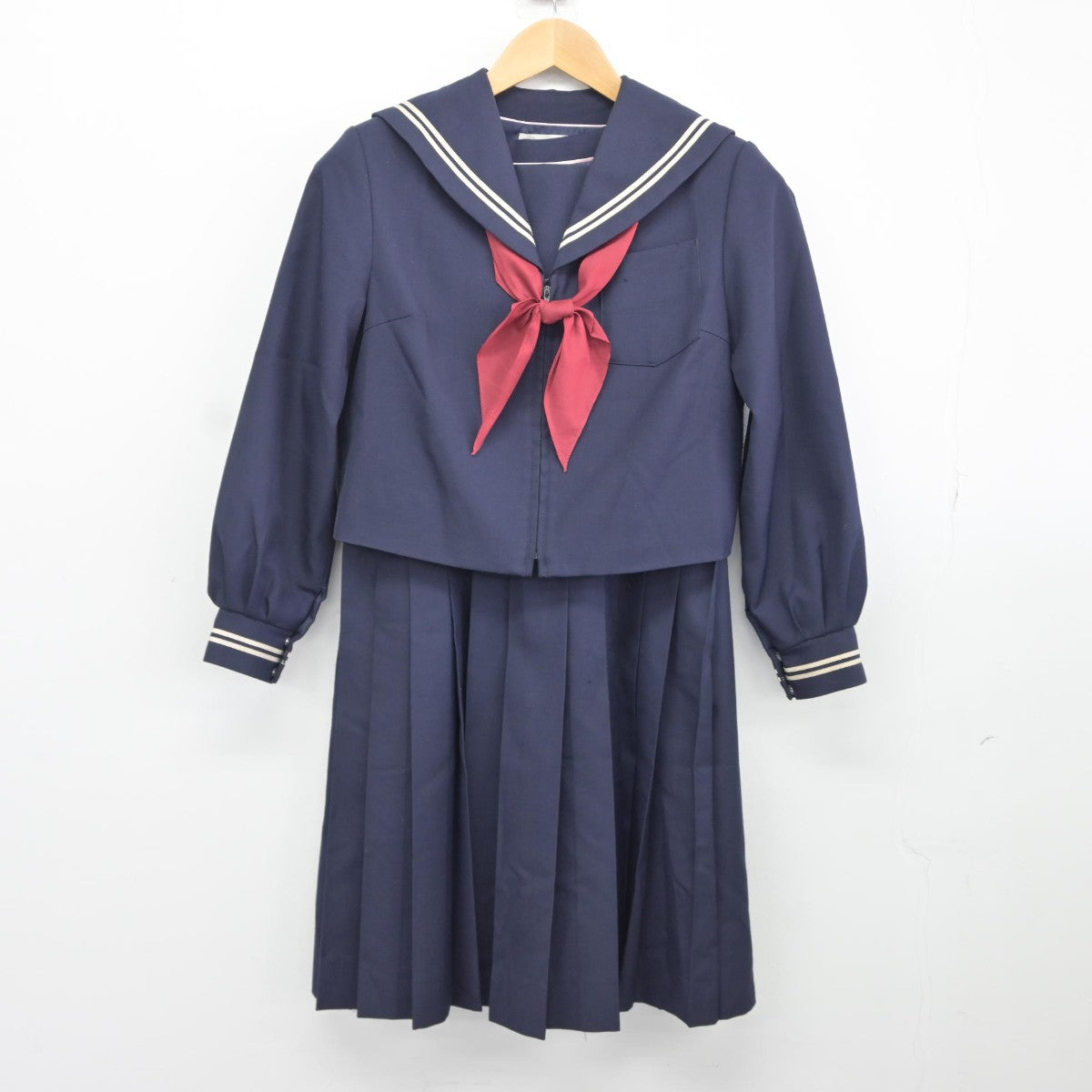 中古】茨城県 都和中学校 女子制服 3点（セーラー服・ジャンパー