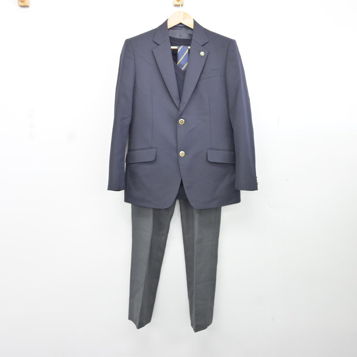 中古】埼玉県 大宮南高等学校 男子制服 4点（ブレザー・ニット・ズボン）sf037209 | 中古制服通販パレイド