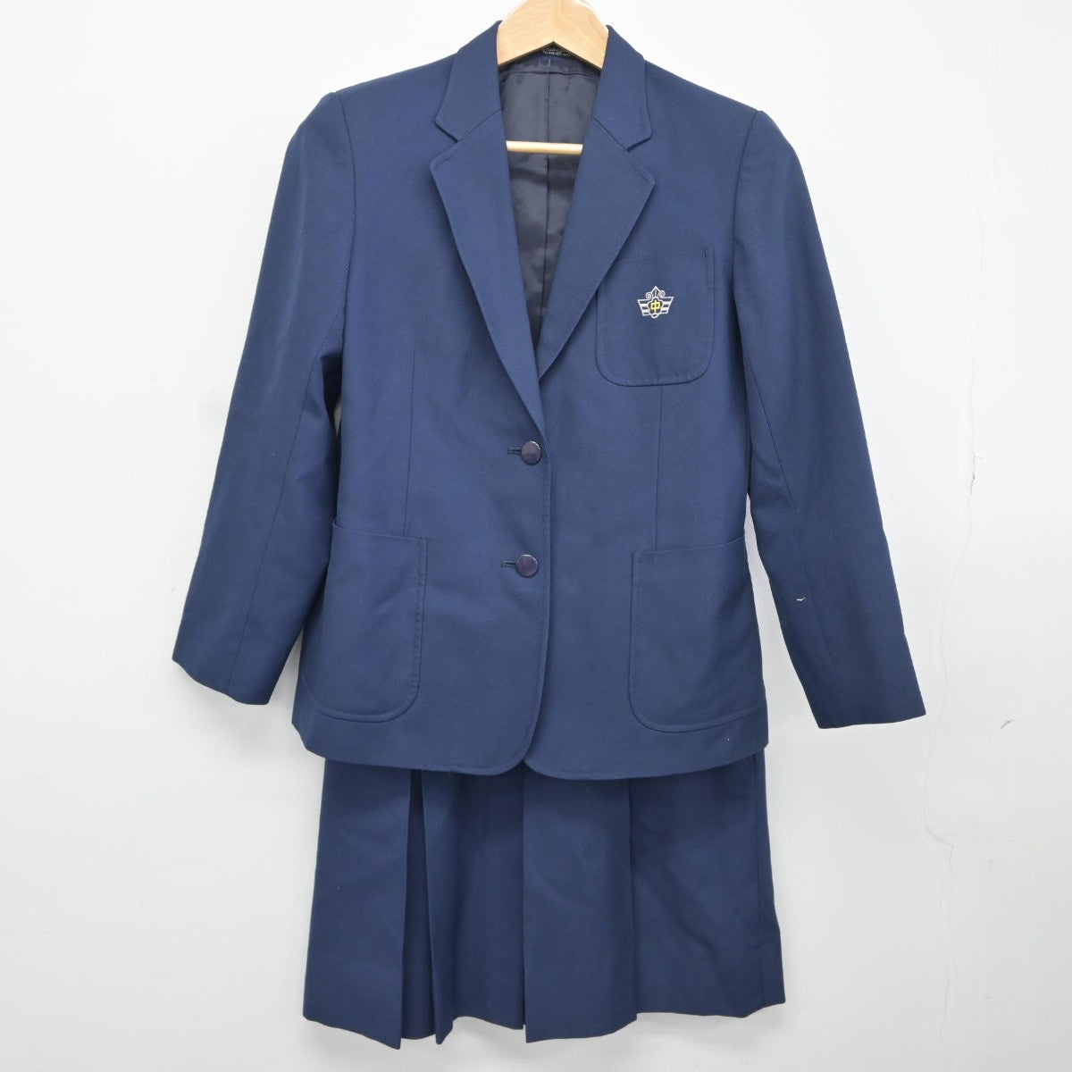 【中古】東京都 青梅第二中学校 女子制服 2点（ブレザー・スカート）sf037239