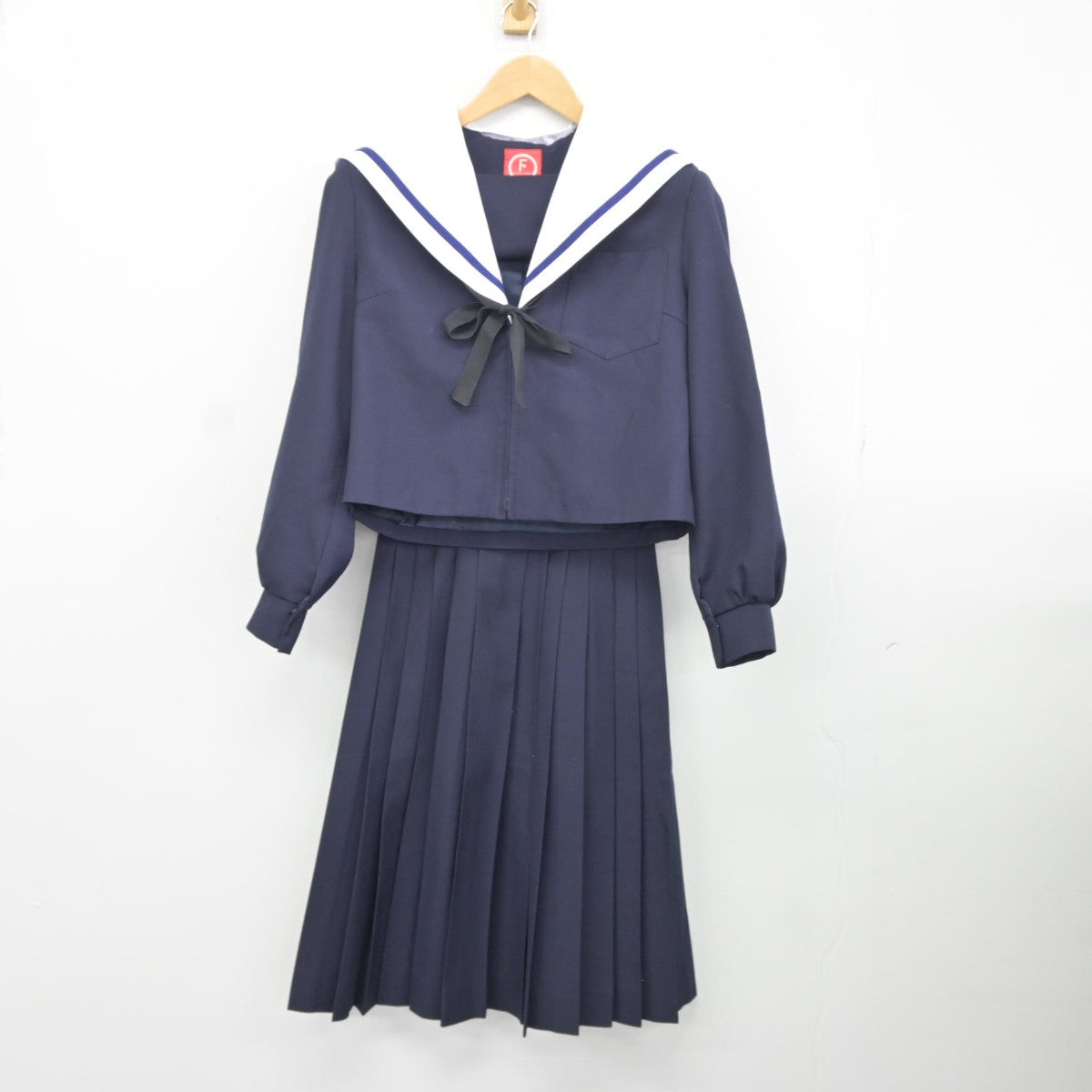 中古】愛知県 北里中学校 女子制服 3点（セーラー服・スカート）sf037320 | 中古制服通販パレイド