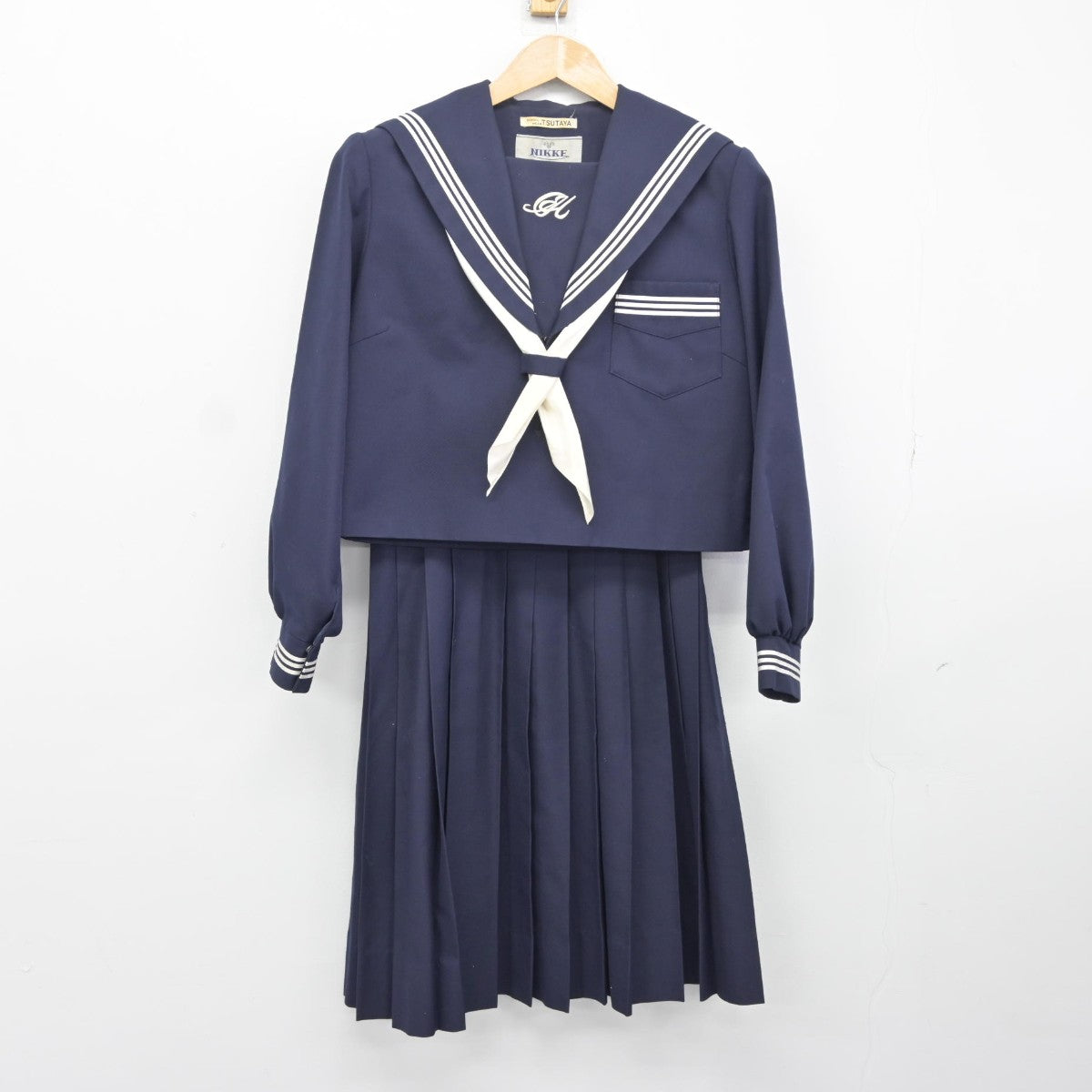 中古】兵庫県 小田南中学校 女子制服 3点（セーラー服・スカート 