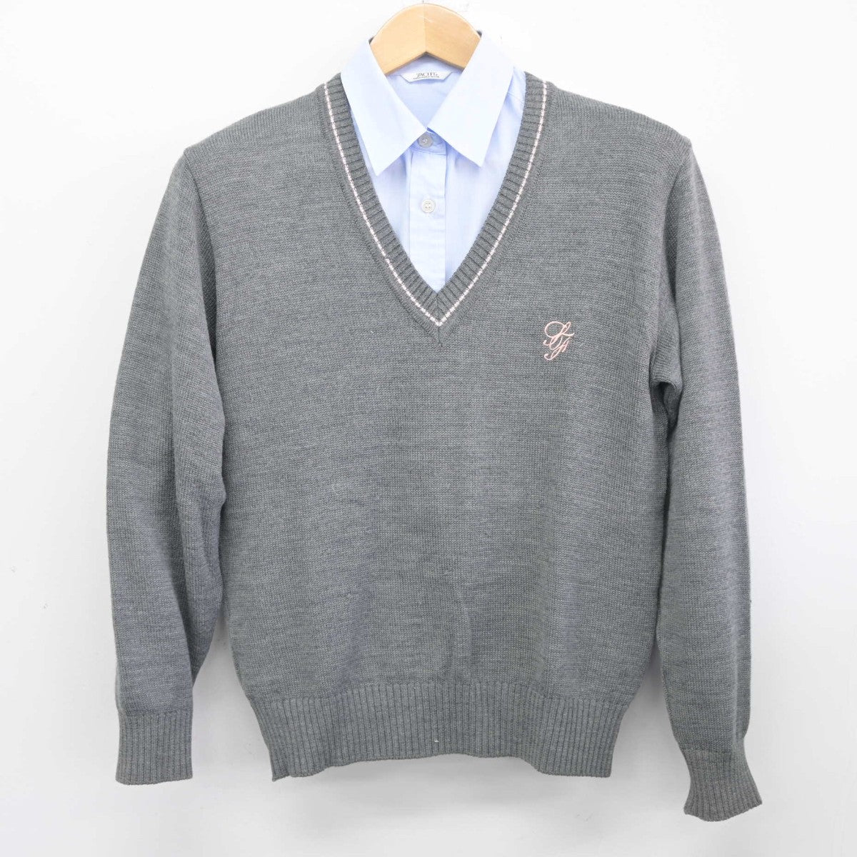 中古】埼玉県 誠和福祉高等学校 女子制服 2点(シャツ・ニット 中古】埼玉県 誠和福祉高等学校 女子制服 2点(シャツ・ニット