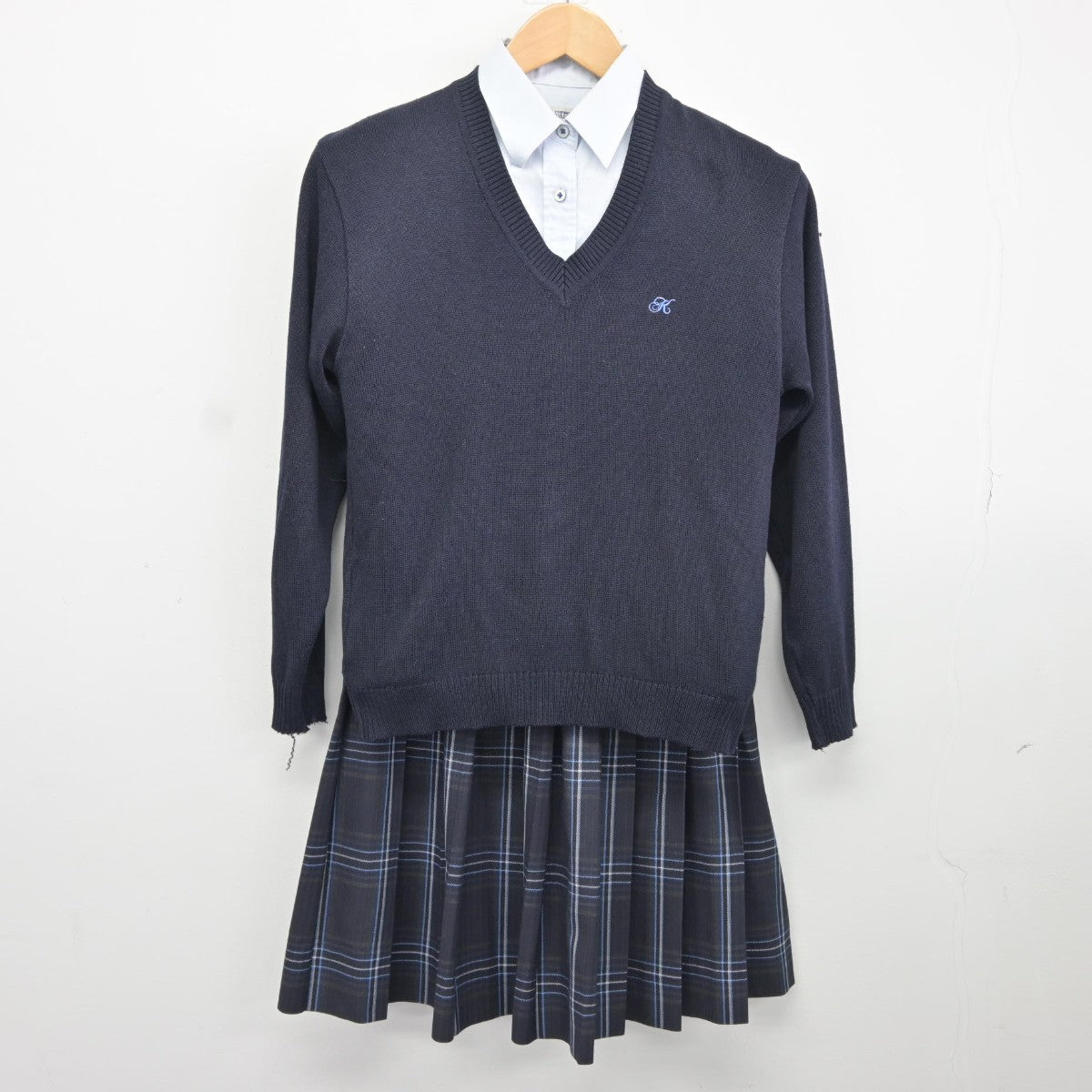 中古】埼玉県 大宮開成高等学校 女子制服 3点（シャツ・ニット・スカート）sf037870 | 中古制服通販パレイド