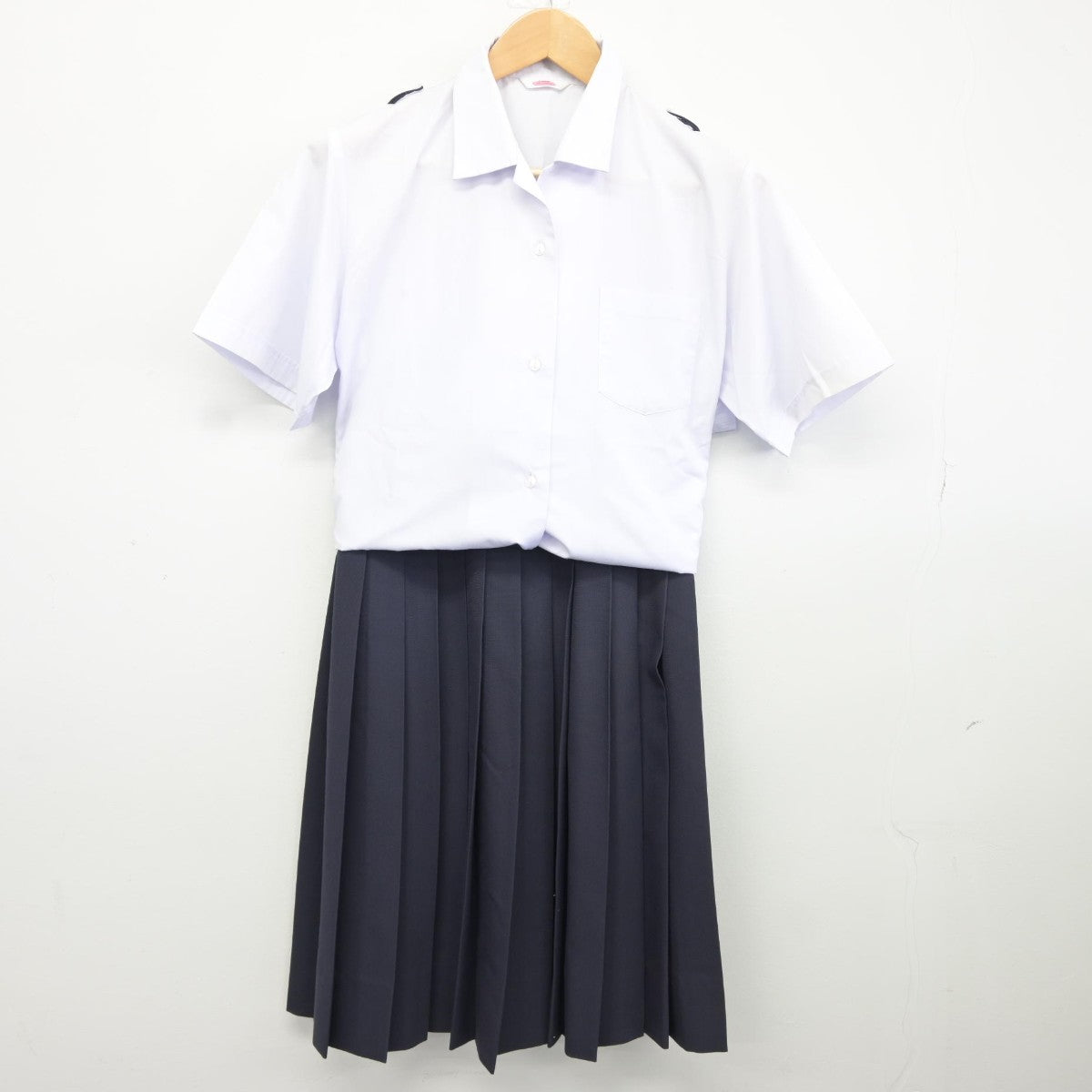 中古】長崎県 淵中学校 女子制服 2点（シャツ・スカート）sf037884 | 中古制服通販パレイド