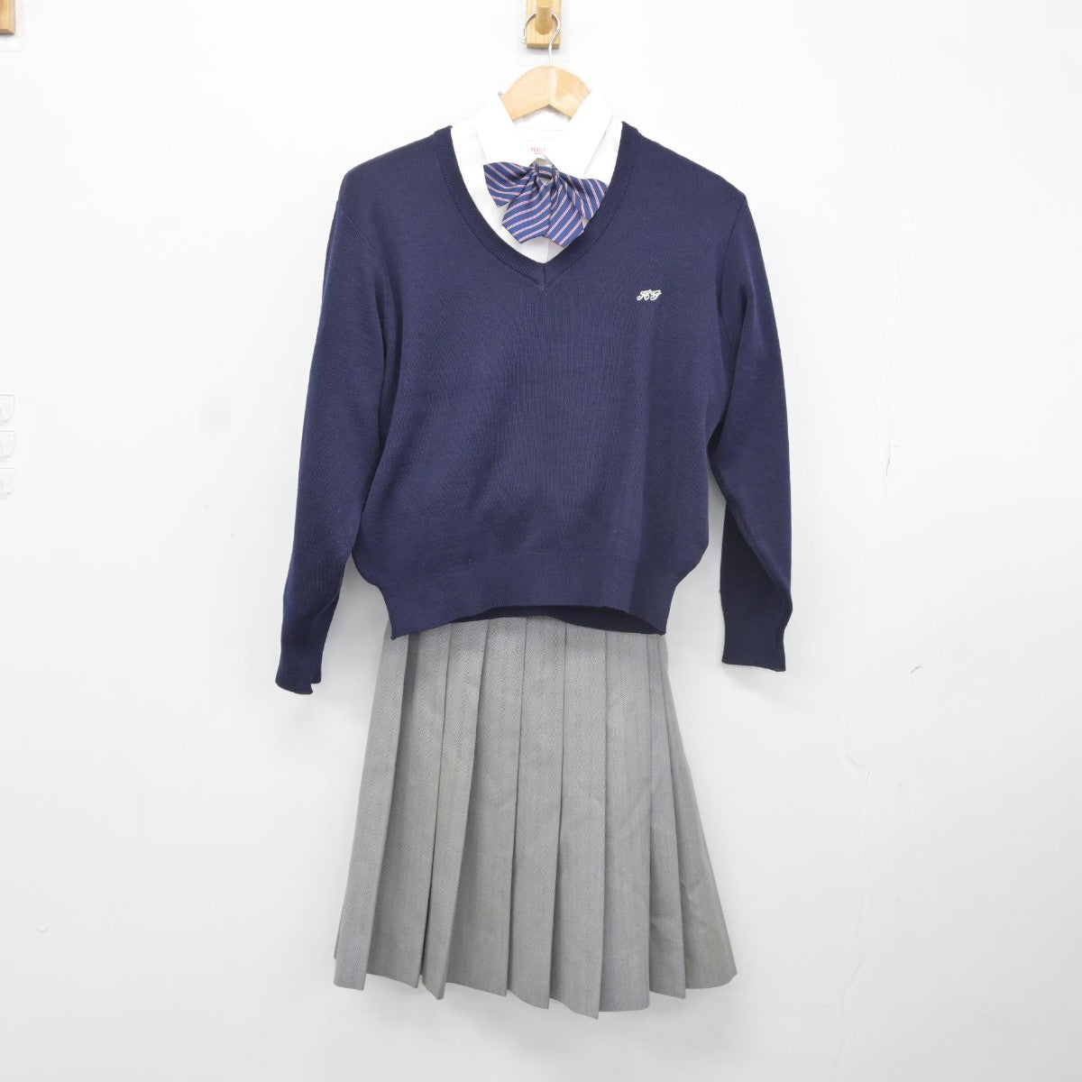 中古】神奈川県 平塚学園高等学校 女子制服 4点（シャツ・ニット・スカート）sf037985 | 中古制服通販パレイド