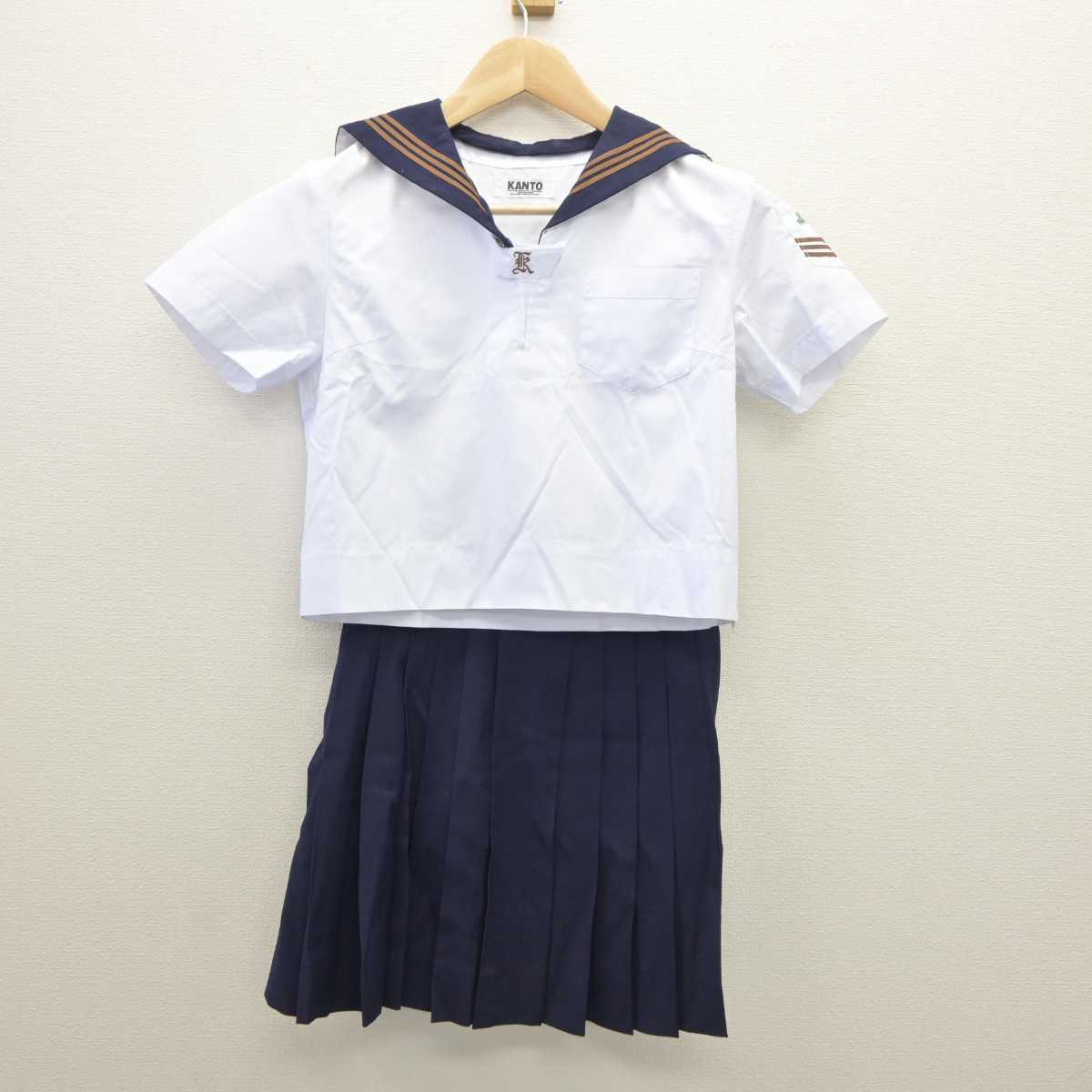 【中古】東京都 関東国際高等学校 女子制服 4点 (セーラー服・セーラー服・スカート) sf035811