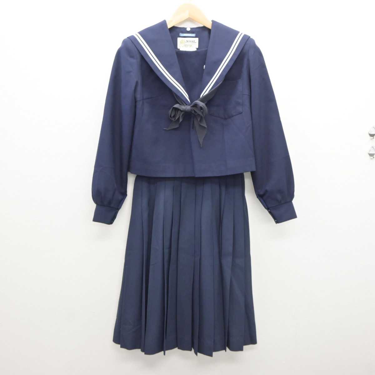 【中古】愛知県 刈谷東中学校 女子制服 3点 (セーラー服・スカート) sf035813