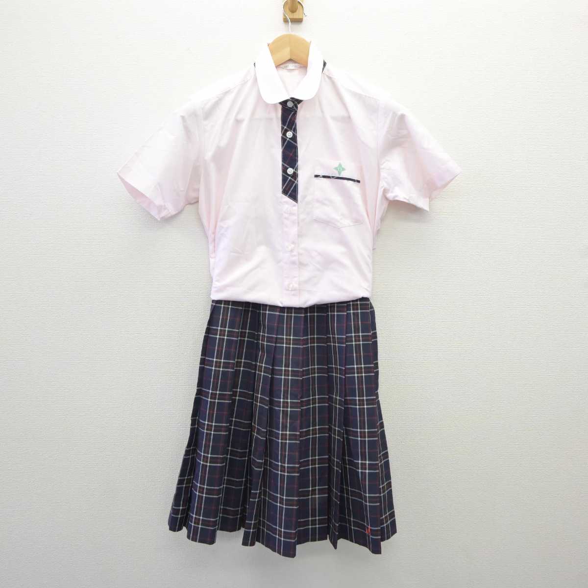 【中古】岐阜県 大垣日本大学高等学校 女子制服 2点 (シャツ・スカート) sf035950