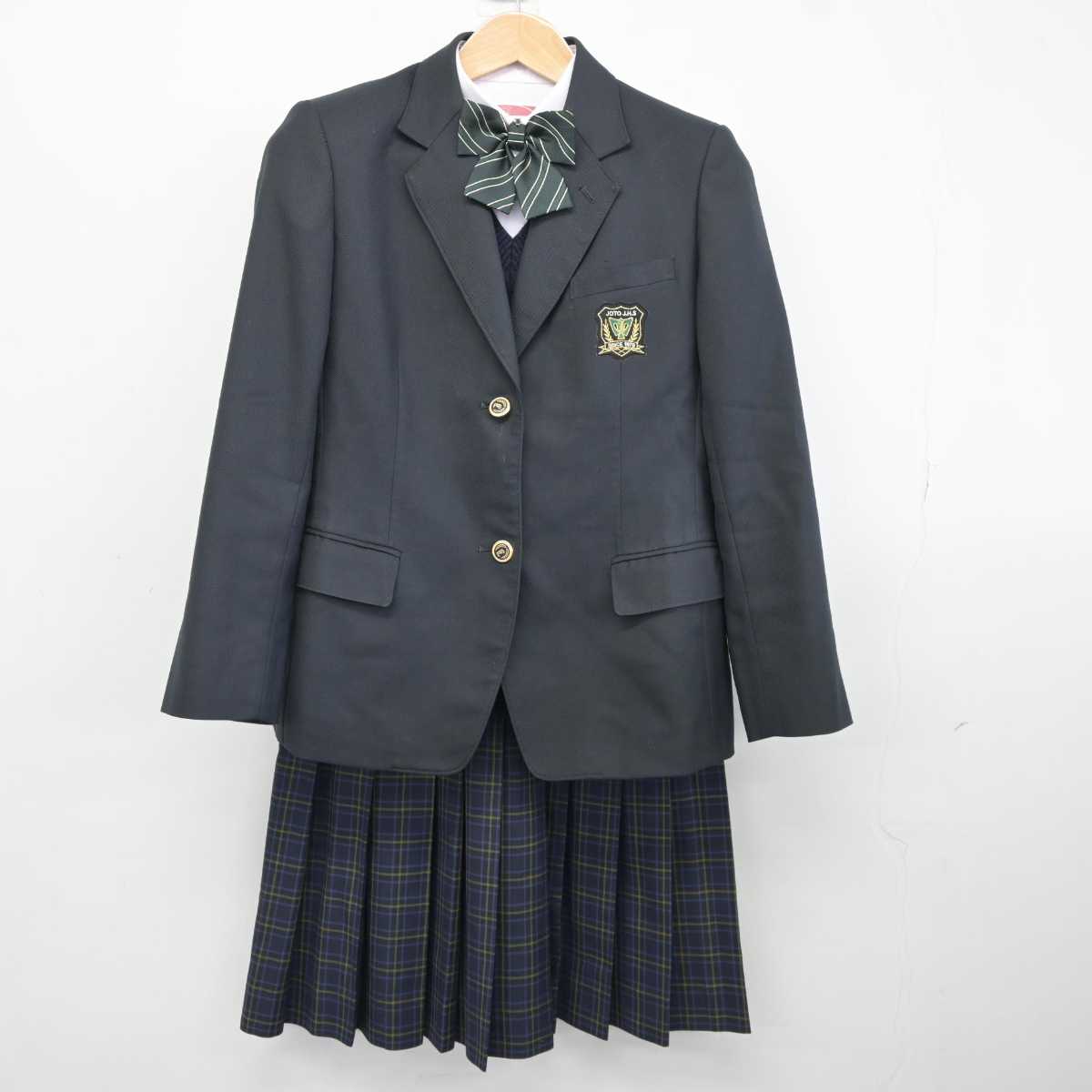 【中古】秋田県 城東中学校 女子制服 5点 (ブレザー・ニットベスト・シャツ・スカート) sf039887