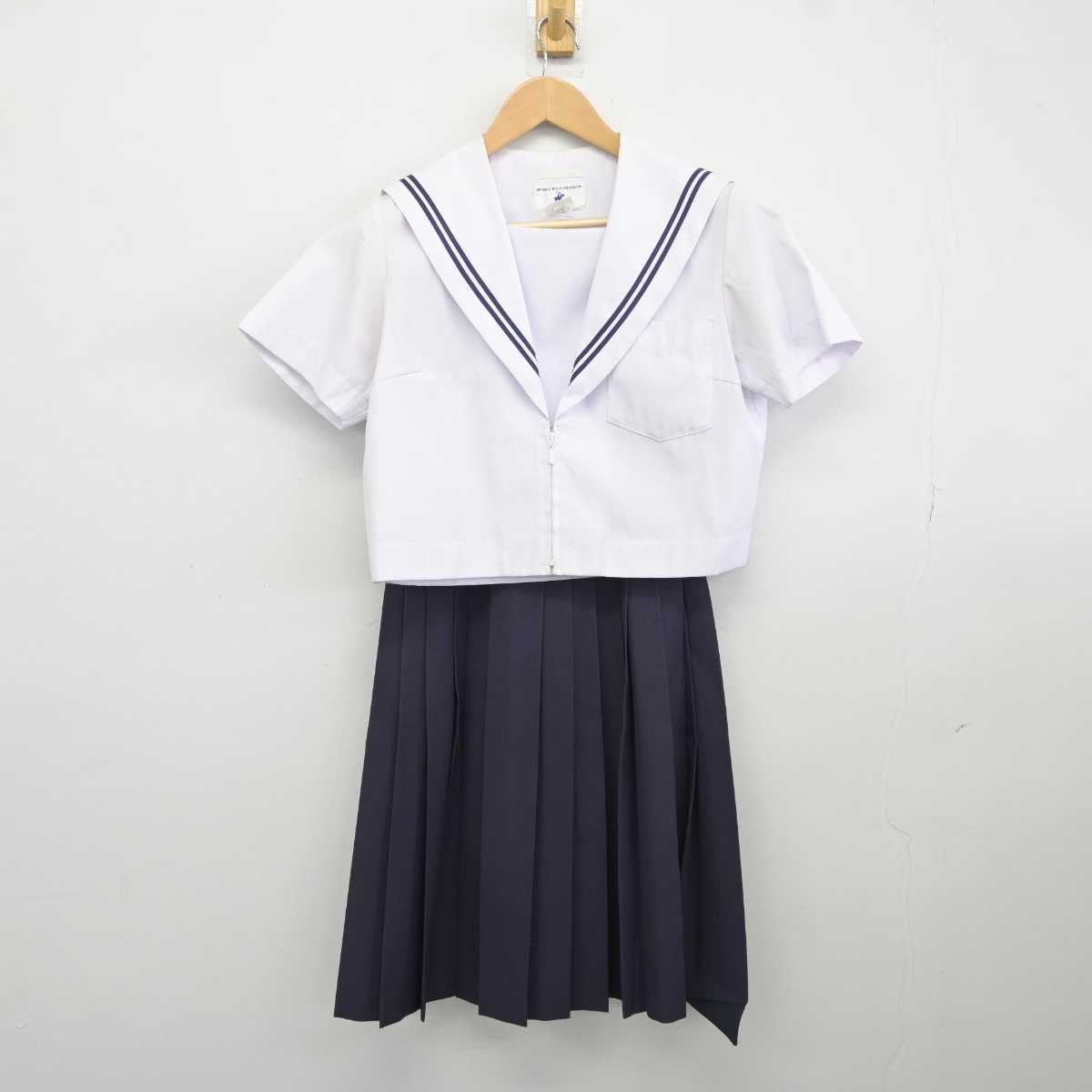 【中古】愛知県 北陵中学校 女子制服 2点 (セーラー服・スカート) sf039939