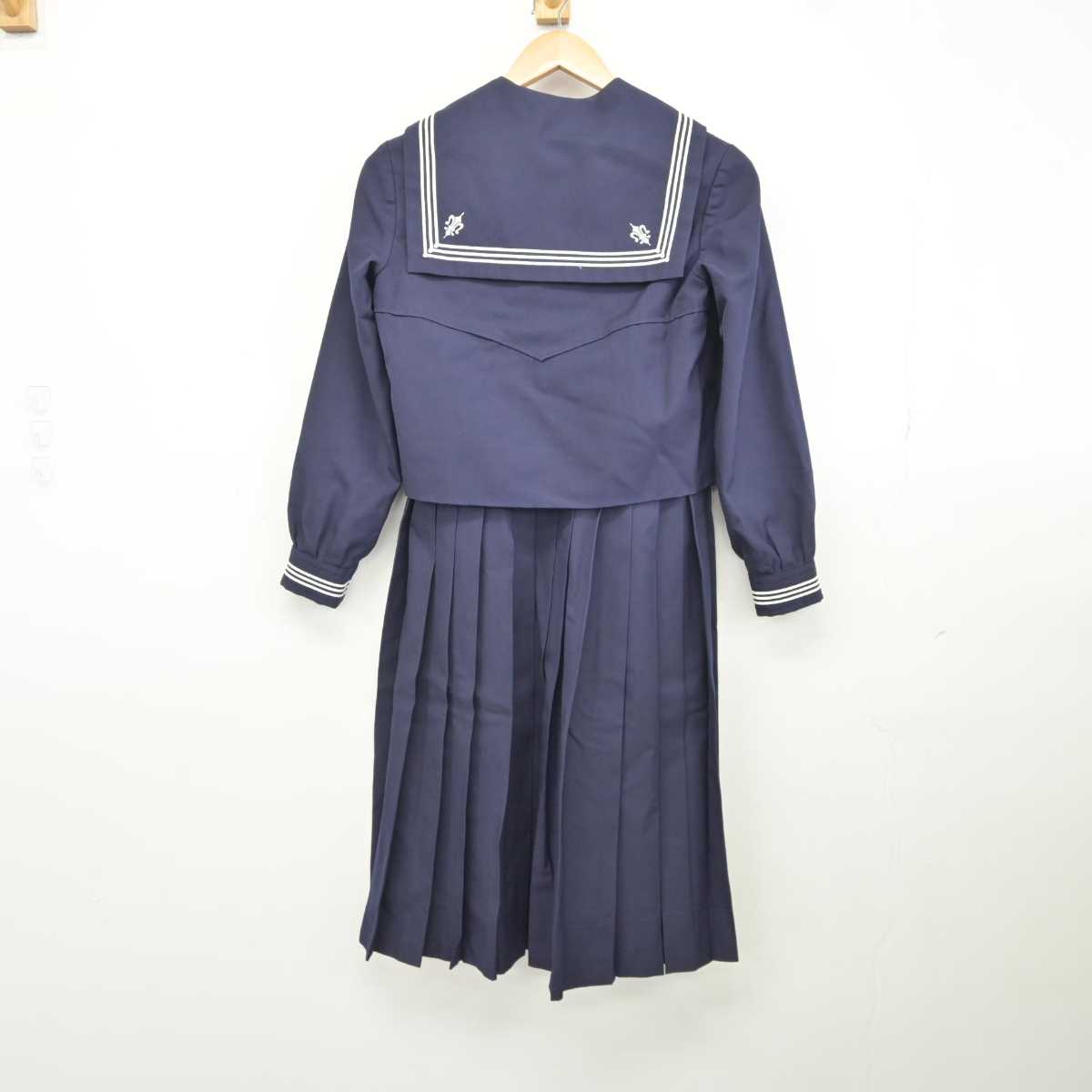 【中古】神奈川県 湘南白百合学園中学校 女子制服 4点 (セーラー服・ニット・スカート) sf039991