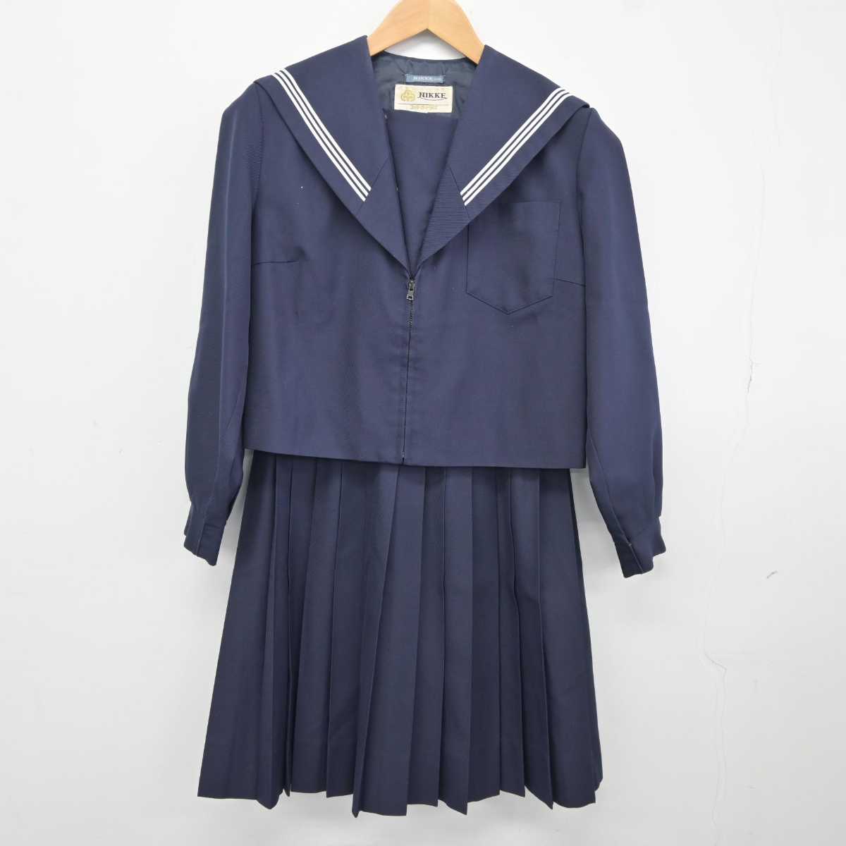 【中古】愛知県 川名中学校 女子制服 2点 (セーラー服・スカート) sf040093