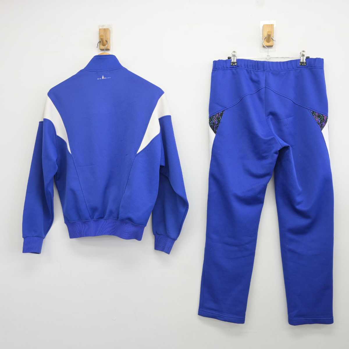 【中古】神奈川県 海老名市立有馬中学校 女子制服 2点 (ジャージ 上・ジャージ 下) sf040228