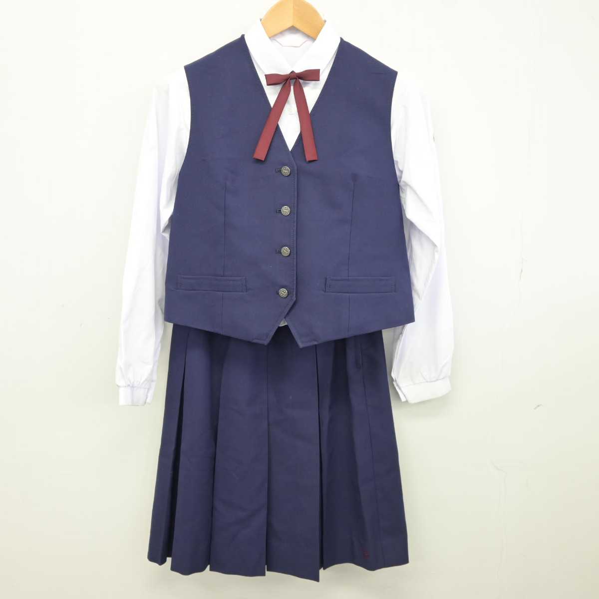 【中古】愛知県 瀬戸高等学校 女子制服 6点 (ブレザー・シャツ・ベスト・スカート) sf040387