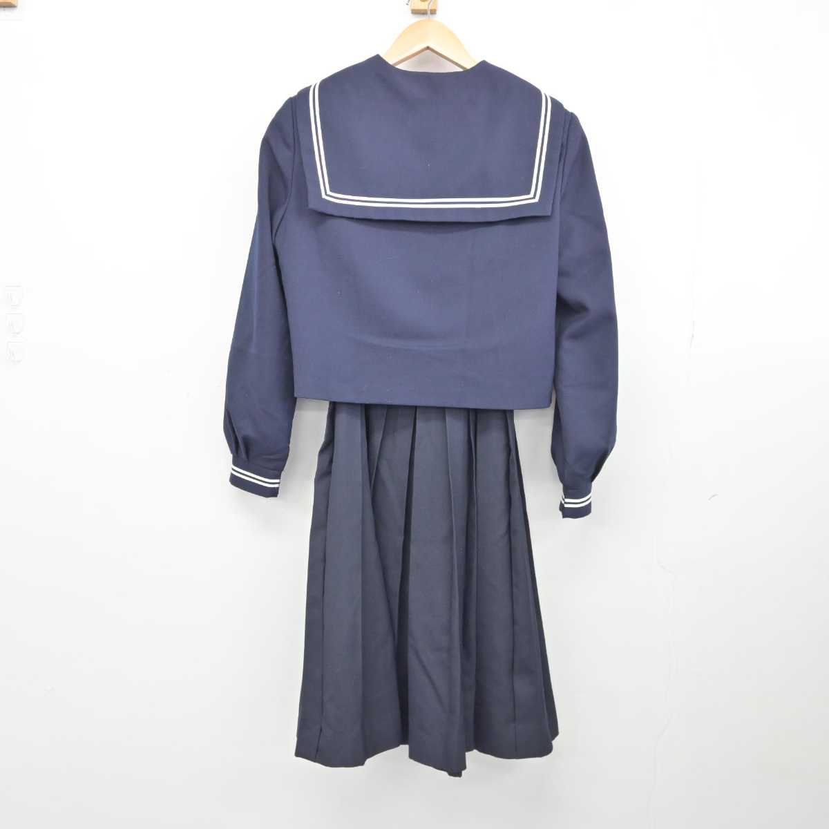 【中古】東京都 小松川第二中学校 女子制服 2点 (セーラー服・ジャンパースカート) sf040449