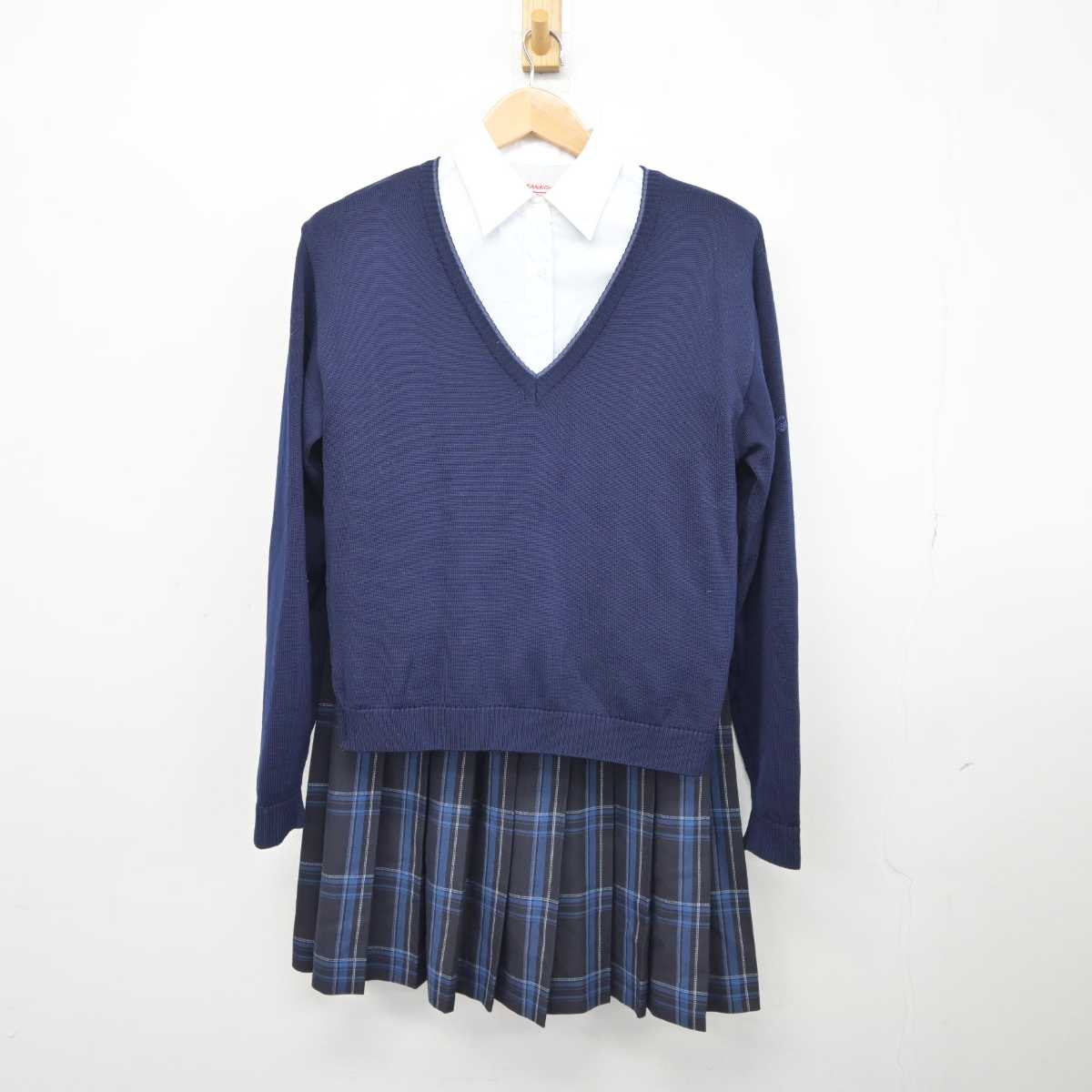 【中古】東京都 東京家政大学附属女子高等学校 女子制服 4点 (ニット・シャツ・スカート) sf040512