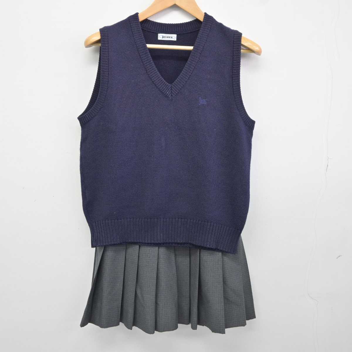 【中古】東京都 昭和第一学園高等学校 女子制服 2点 (ニットベスト・スカート) sf040550