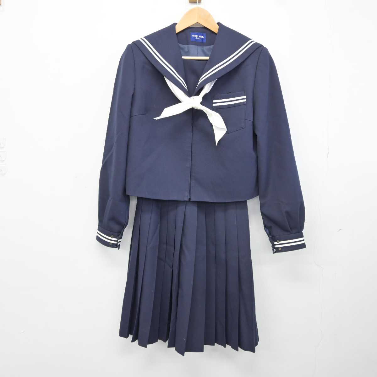 【中古】富山県 魚津市立東部中学校 女子制服 4点 (セーラー服・スカート) sf040588