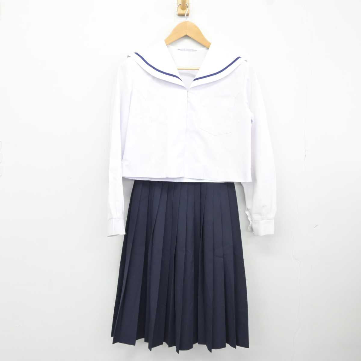 【中古】和歌山県 星林高等学校 女子制服 3点 (セーラー服・セーラー服・スカート) sf040675