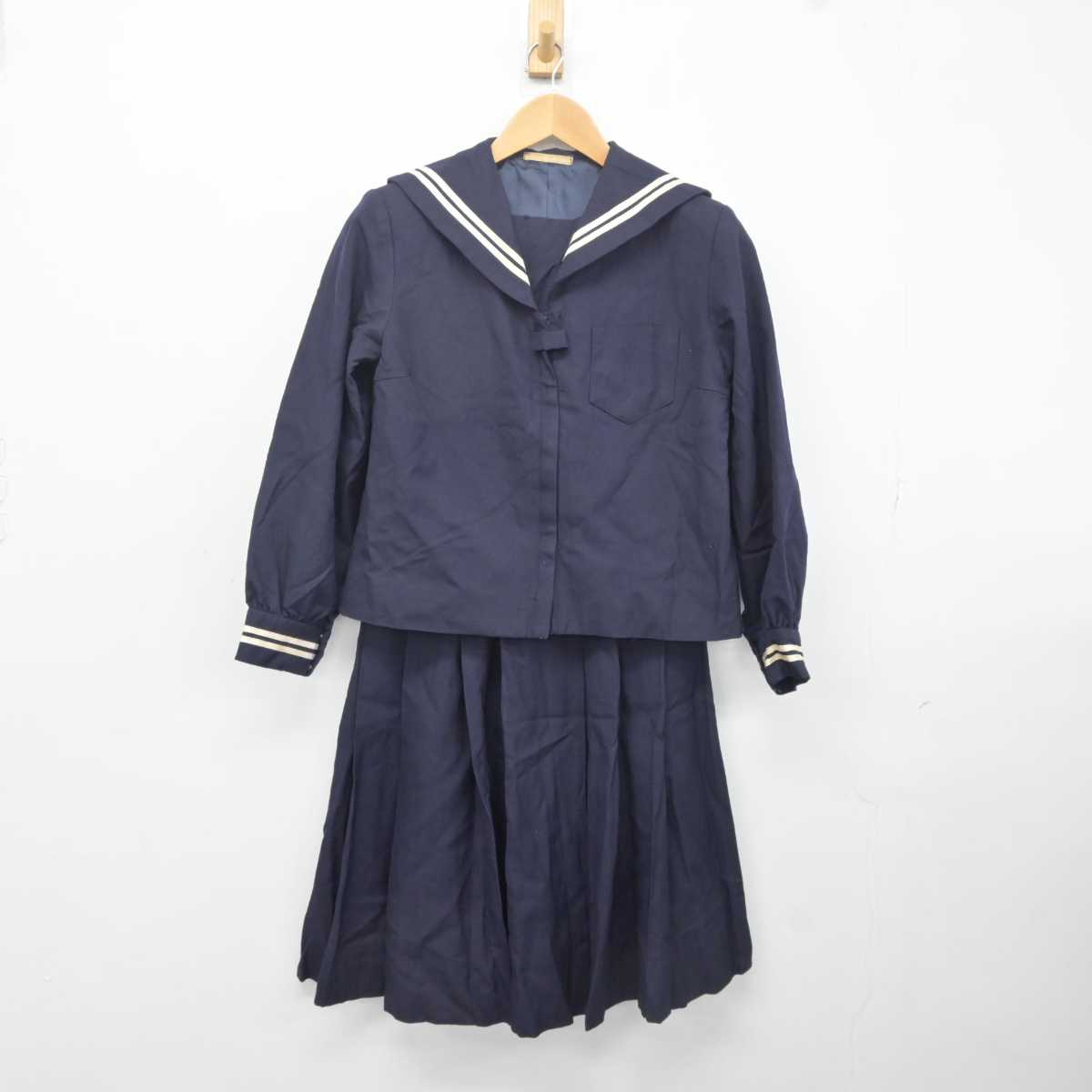 【中古】宮城県 鶯沢中学校 女子制服 2点 (セーラー服・スカート) sf040725