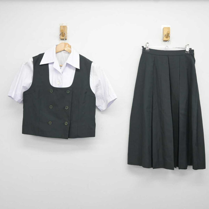 【中古】千葉県 千葉聖心高等学校 女子制服 3点 (シャツ・ベスト・スカート) sf040795 | 中古制服通販パレイド