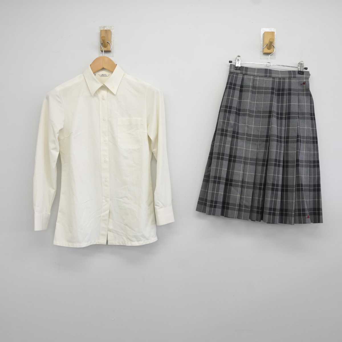 【中古】京都府 桃山高等学校 女子制服 4点 (ブレザー・シャツ・スカート) sf040911