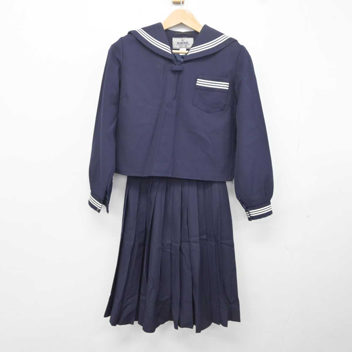 【中古】兵庫県 播磨中学校 女子制服 2点 (セーラー服・スカート) sf040963